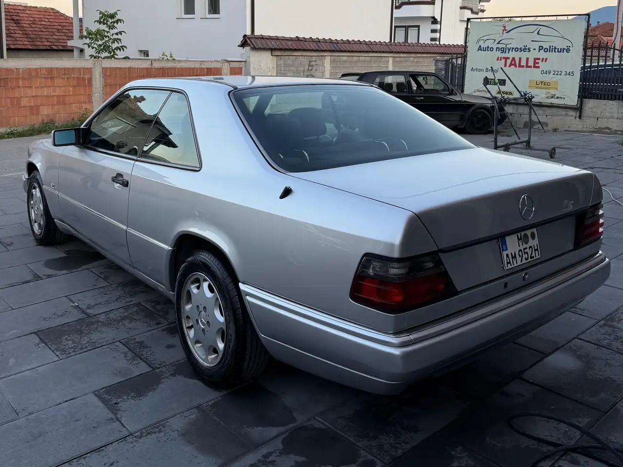 Mercedes-Benz 320 W124 E320 Coupe, foto 3