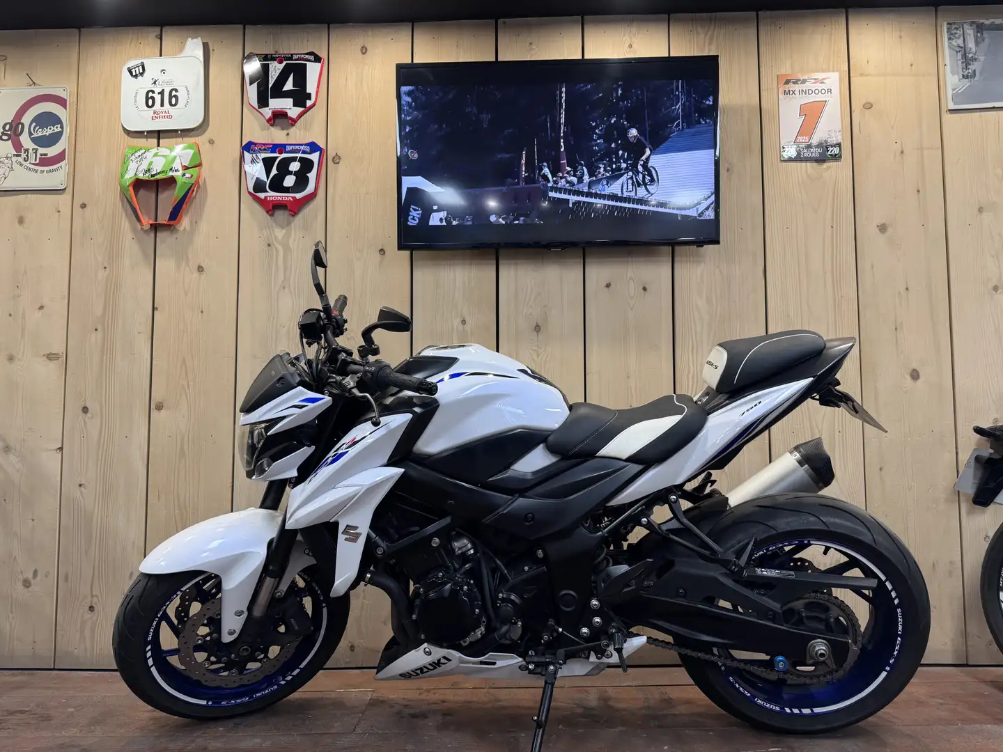 Suzuki GSX-S 750 Blanc - 2