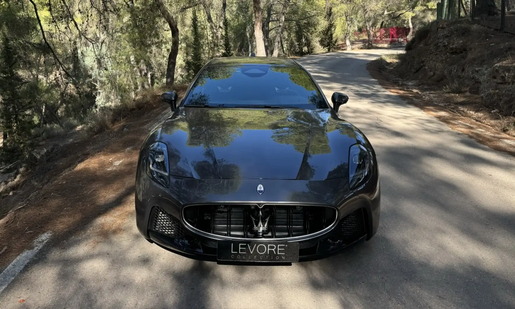 Maserati GranTurismo Modena Gris - 1