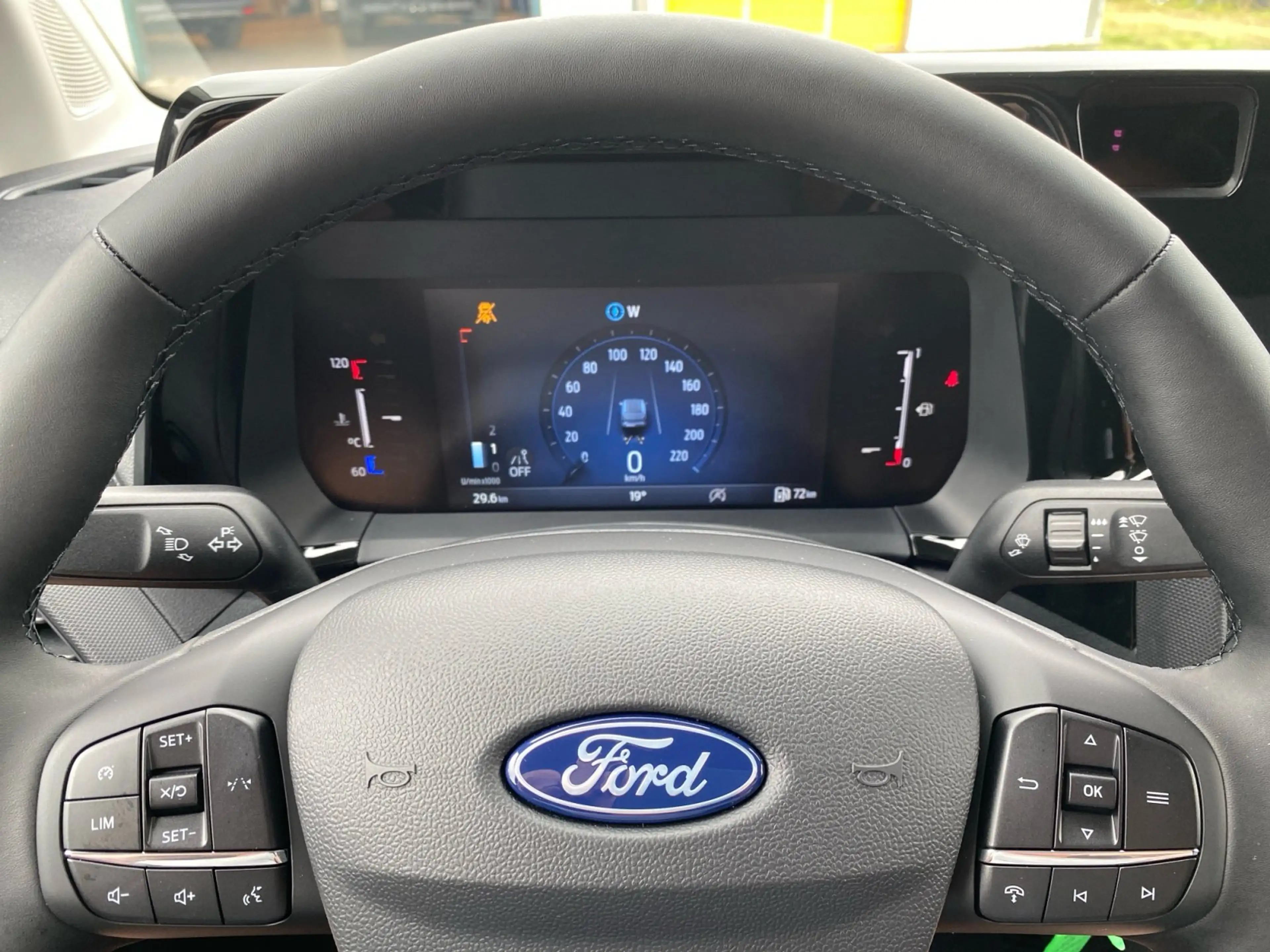 Ford Transit Courier Trend 1.0 EcoBoost TEMP+PDC+KAM — photo 12