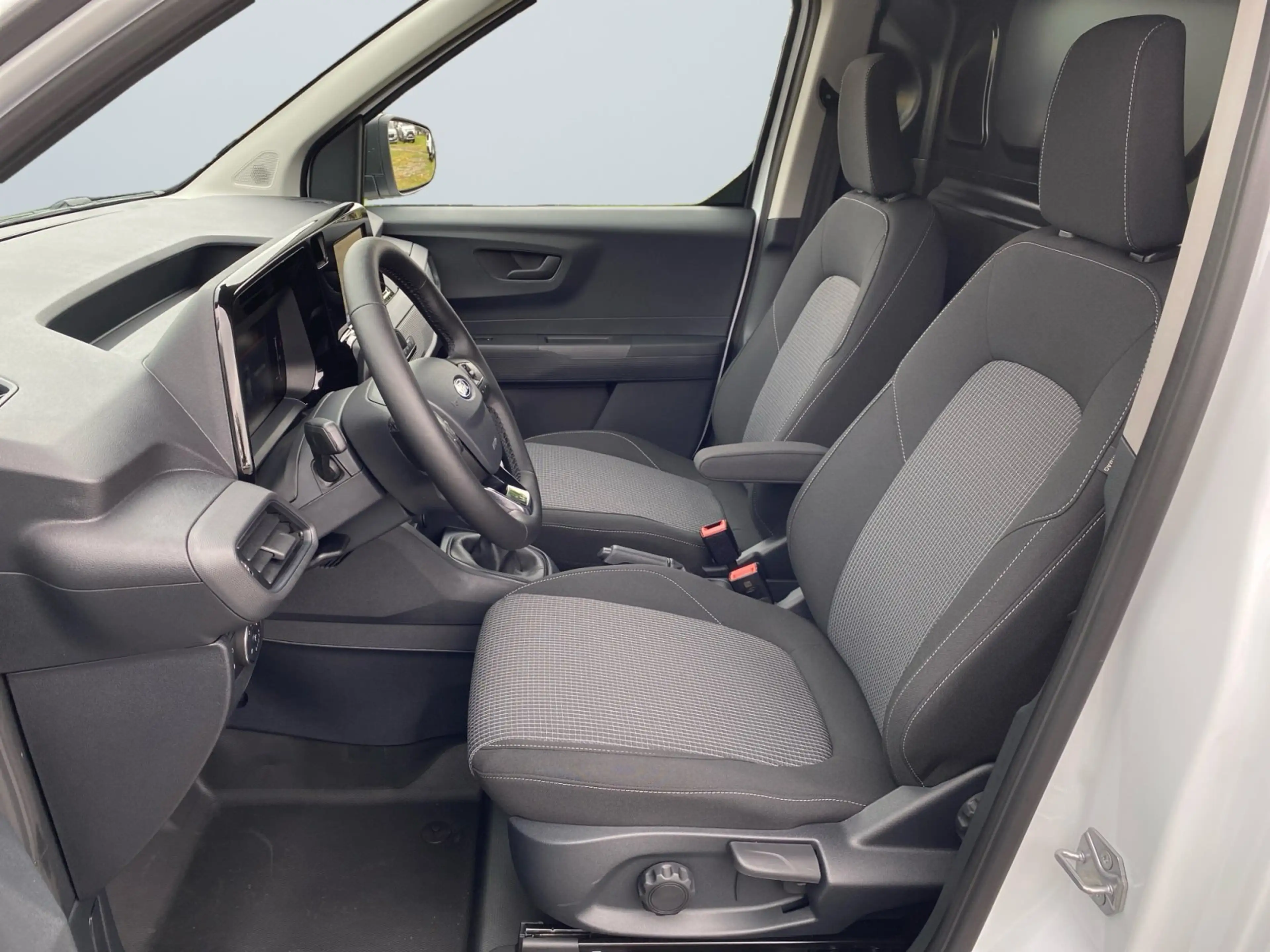 Ford Transit Courier Trend 1.0 EcoBoost TEMP+PDC+KAM — photo 7