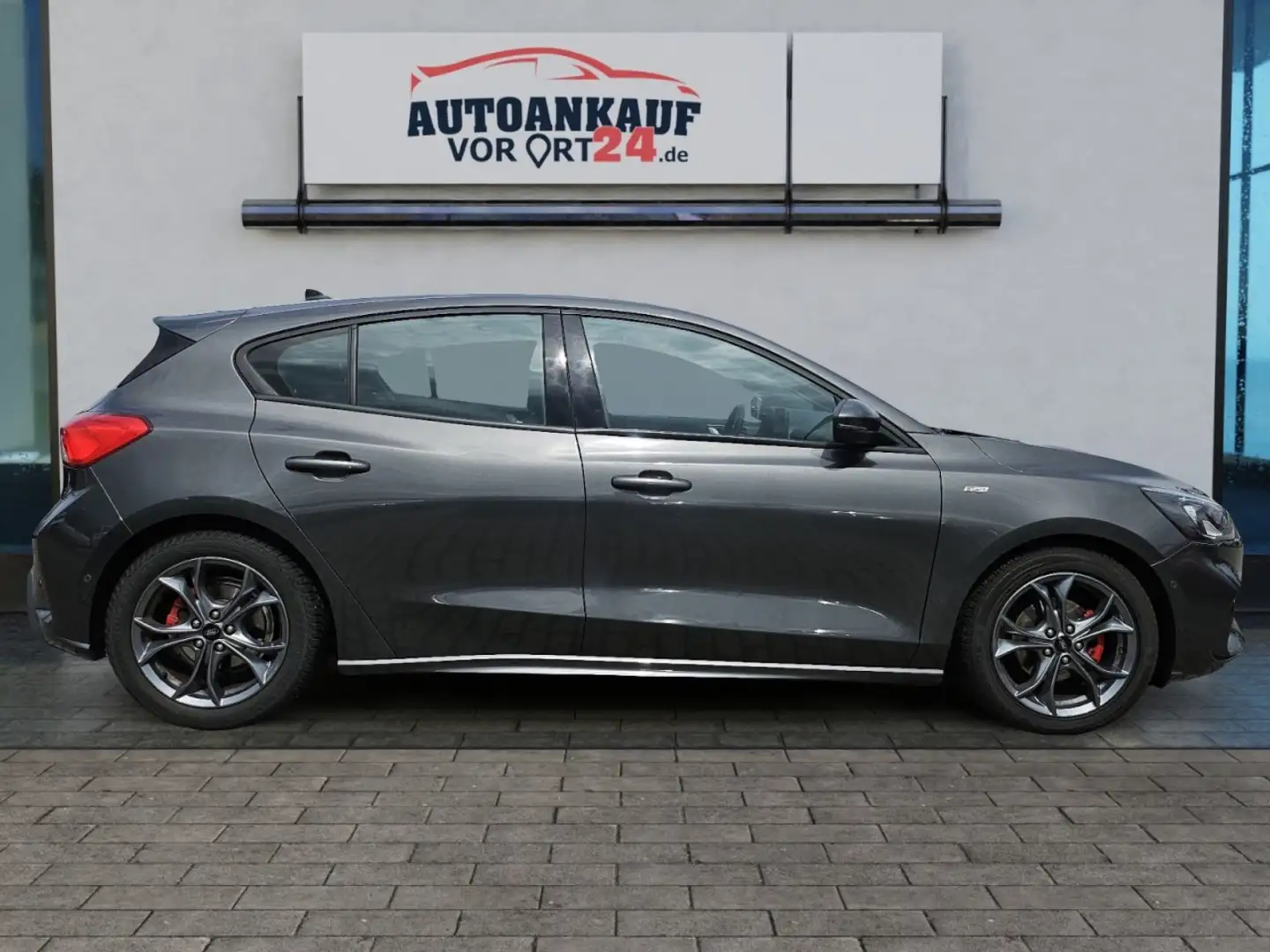 Ford Focus Lim. ST-Line X*Pano*Navi*Voll*Kamera* Klima Navi Gris - 2