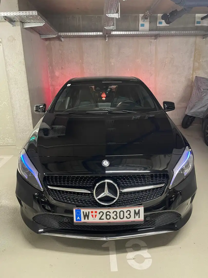 Mercedes-Benz A 180 Schwarz - 1