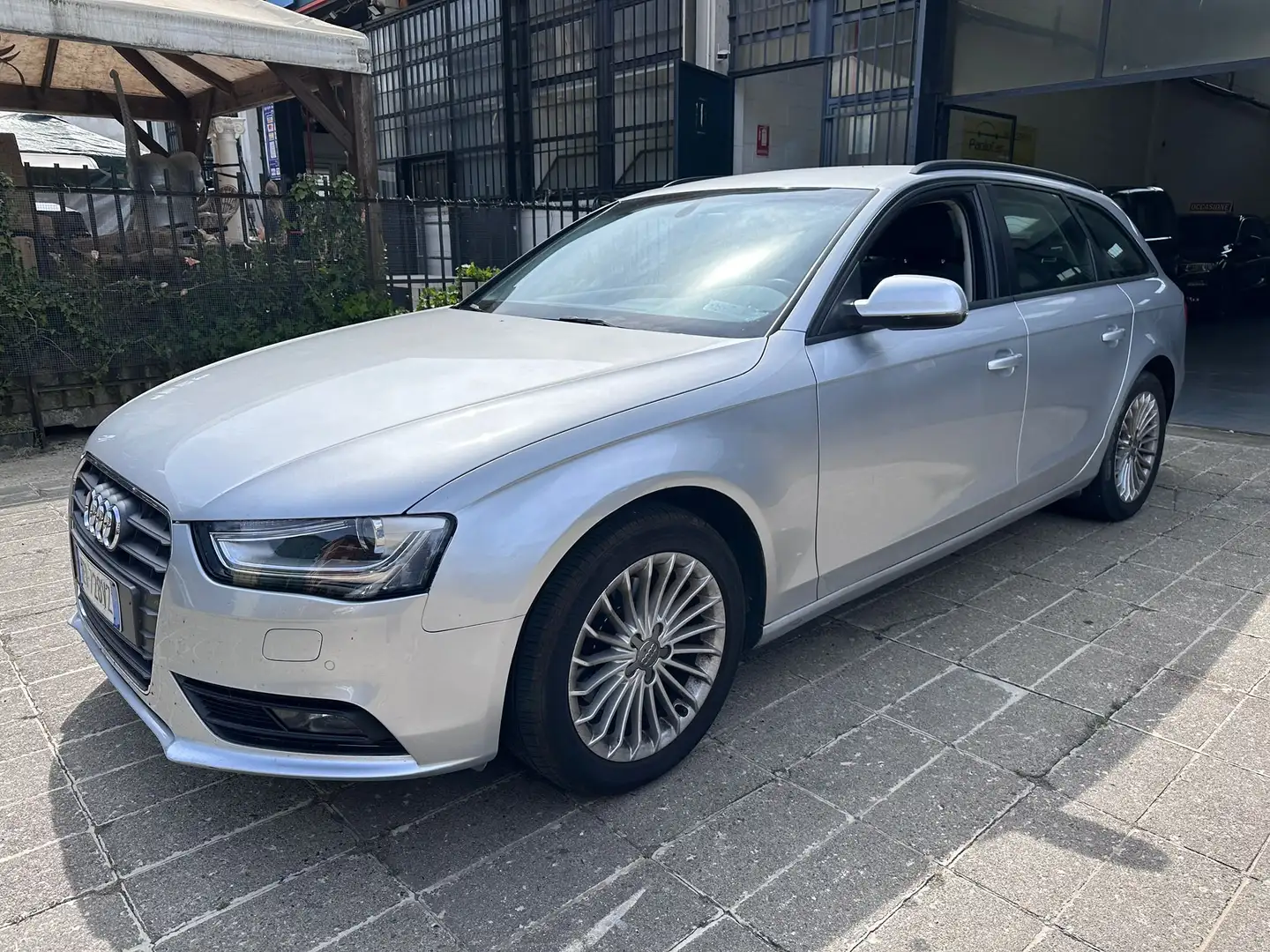 Audi A4 sw tdi 150 cv Advanced aut. imm. 04/2014 Argento - 1