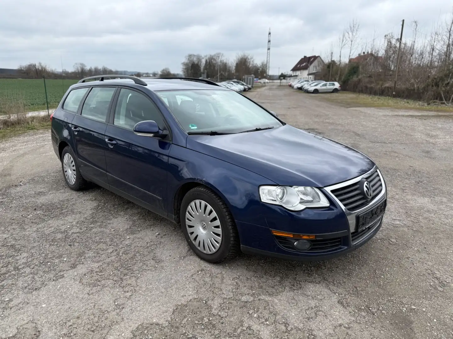 Volkswagen Passat Variant 1.9 TDI 77KW / 105PS Blau - 1
