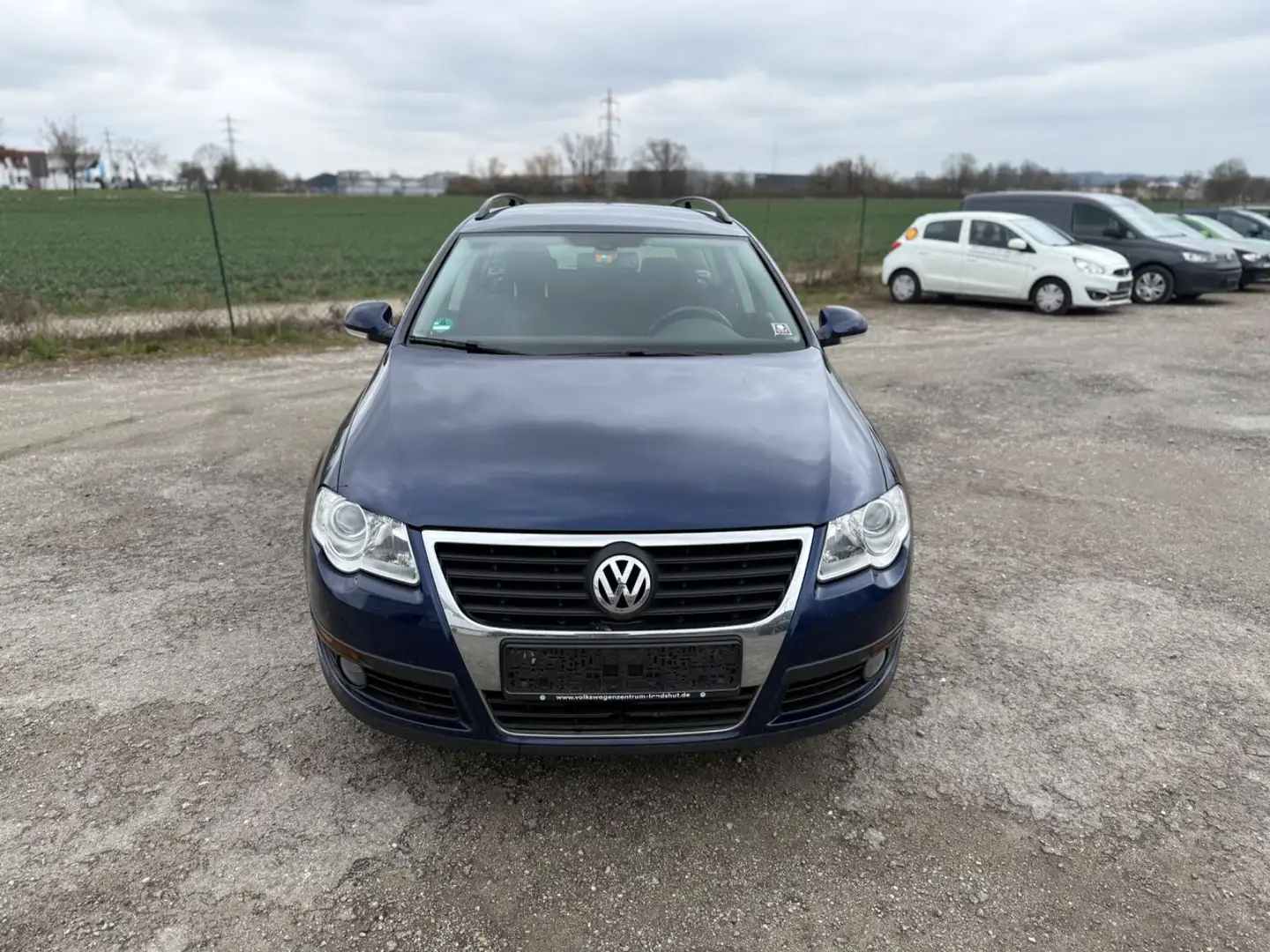 Volkswagen Passat Variant 1.9 TDI 77KW / 105PS Blau - 2