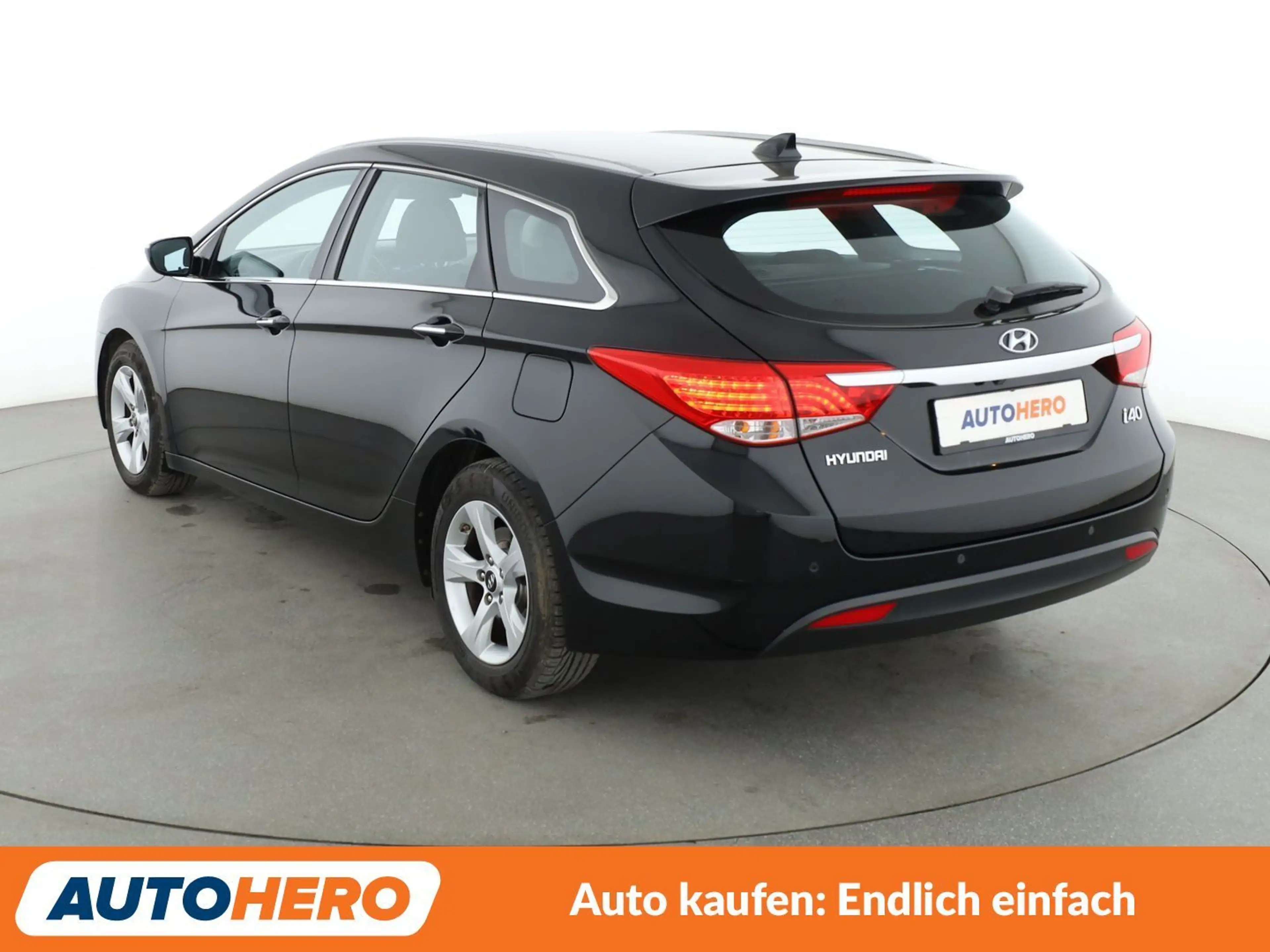 Hyundai i40 1.6 FIFA World Cup Edition*NAVI*CAM*PDC*SHZ*TEMPO* — photo 4