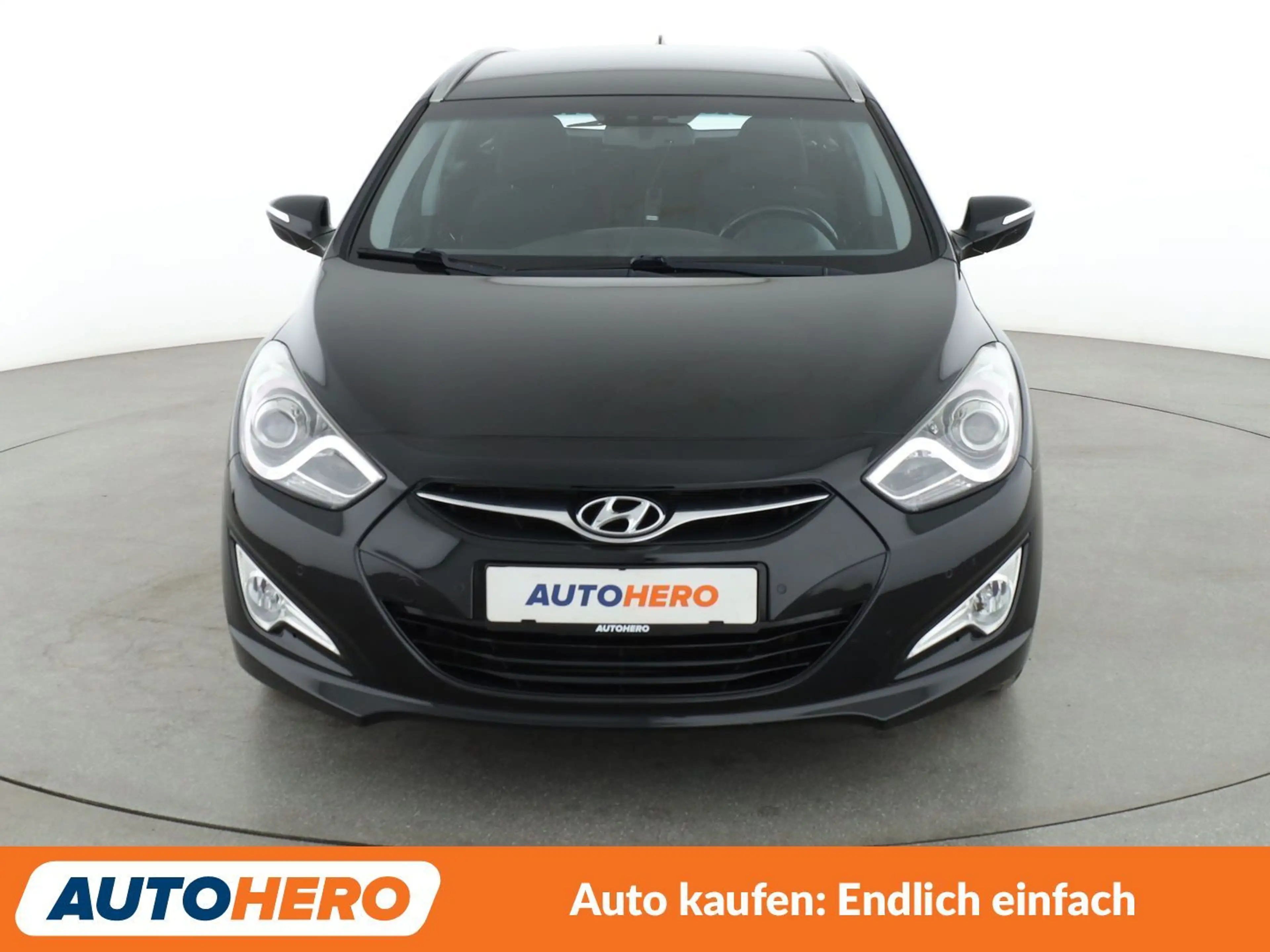 Hyundai i40 1.6 FIFA World Cup Edition*NAVI*CAM*PDC*SHZ*TEMPO* — photo 9