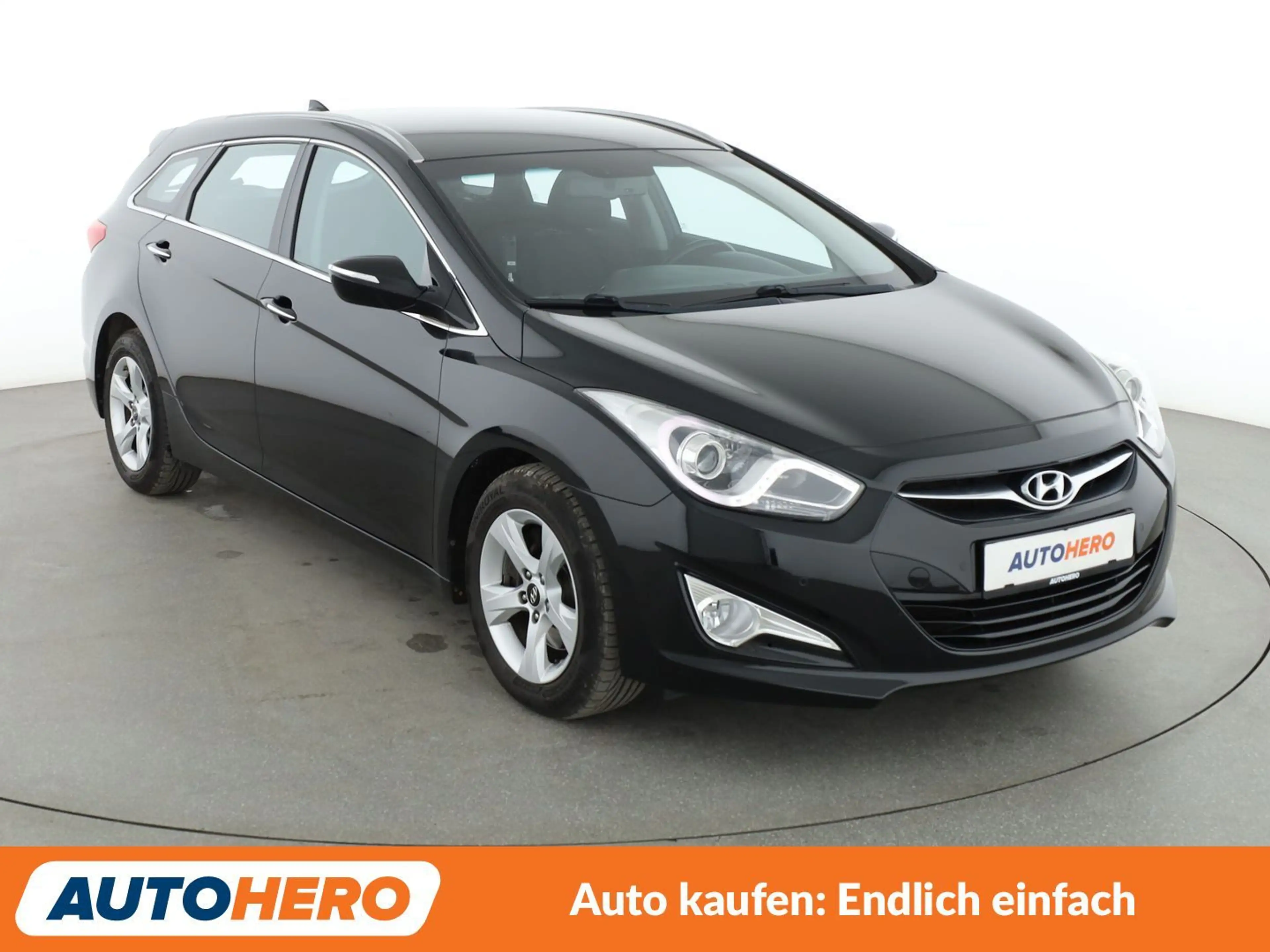 Hyundai i40 1.6 FIFA World Cup Edition*NAVI*CAM*PDC*SHZ*TEMPO* — photo 8