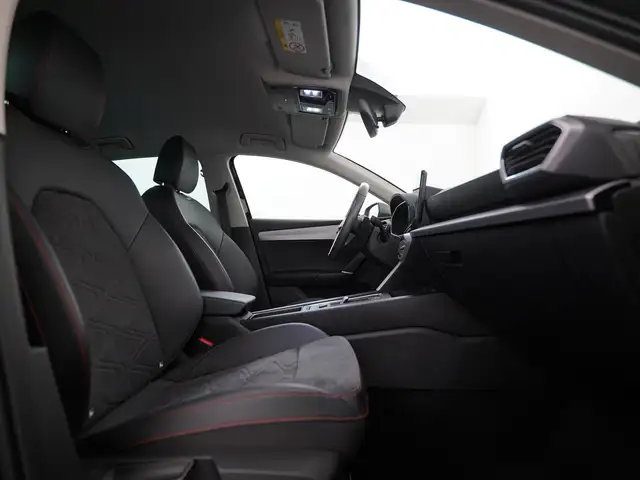 Seat Leon view 3