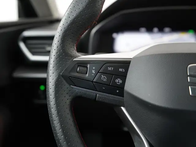 Seat Leon view 9