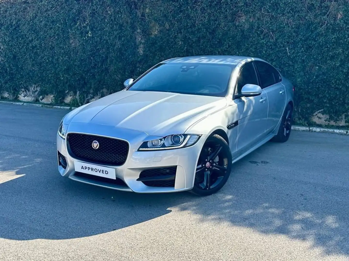 Jaguar XF 2.0 D 240 CV AWD aut. R-Sport - 1