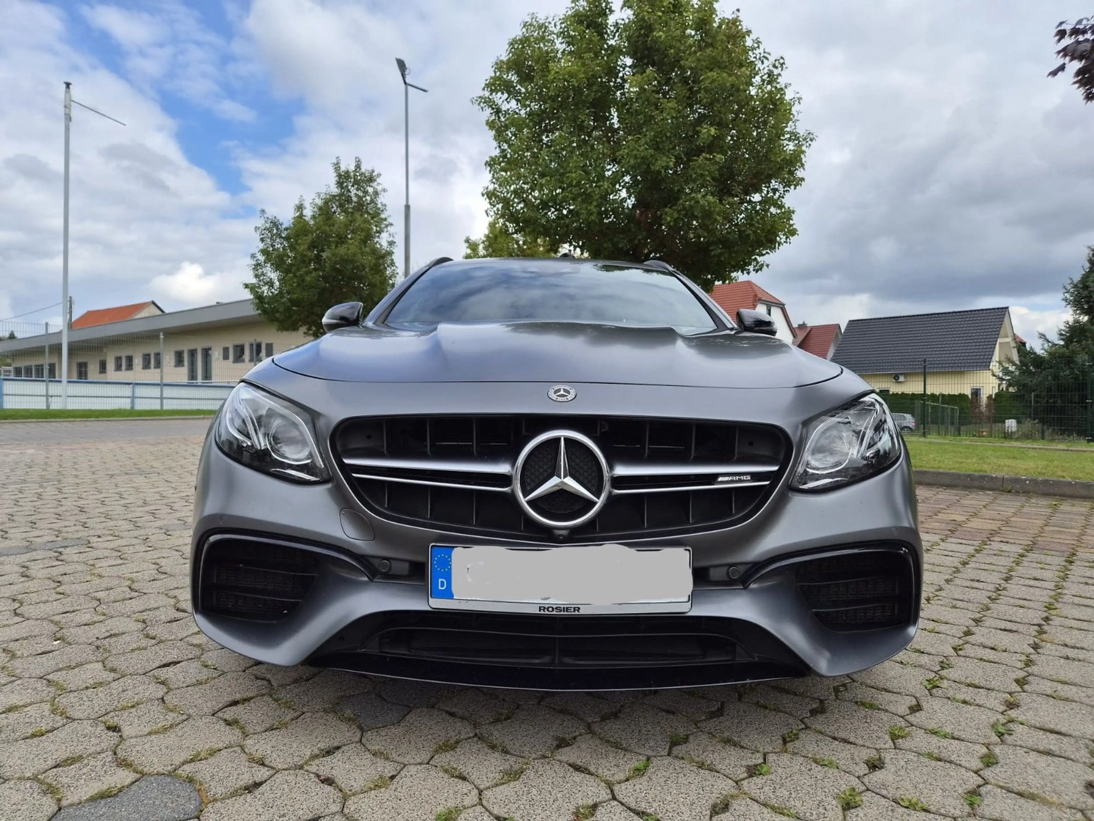 Mercedes-Benz E 63 AMG E 63S AMG Voll AHK Keramikbremse Luftfederung — photo 5
