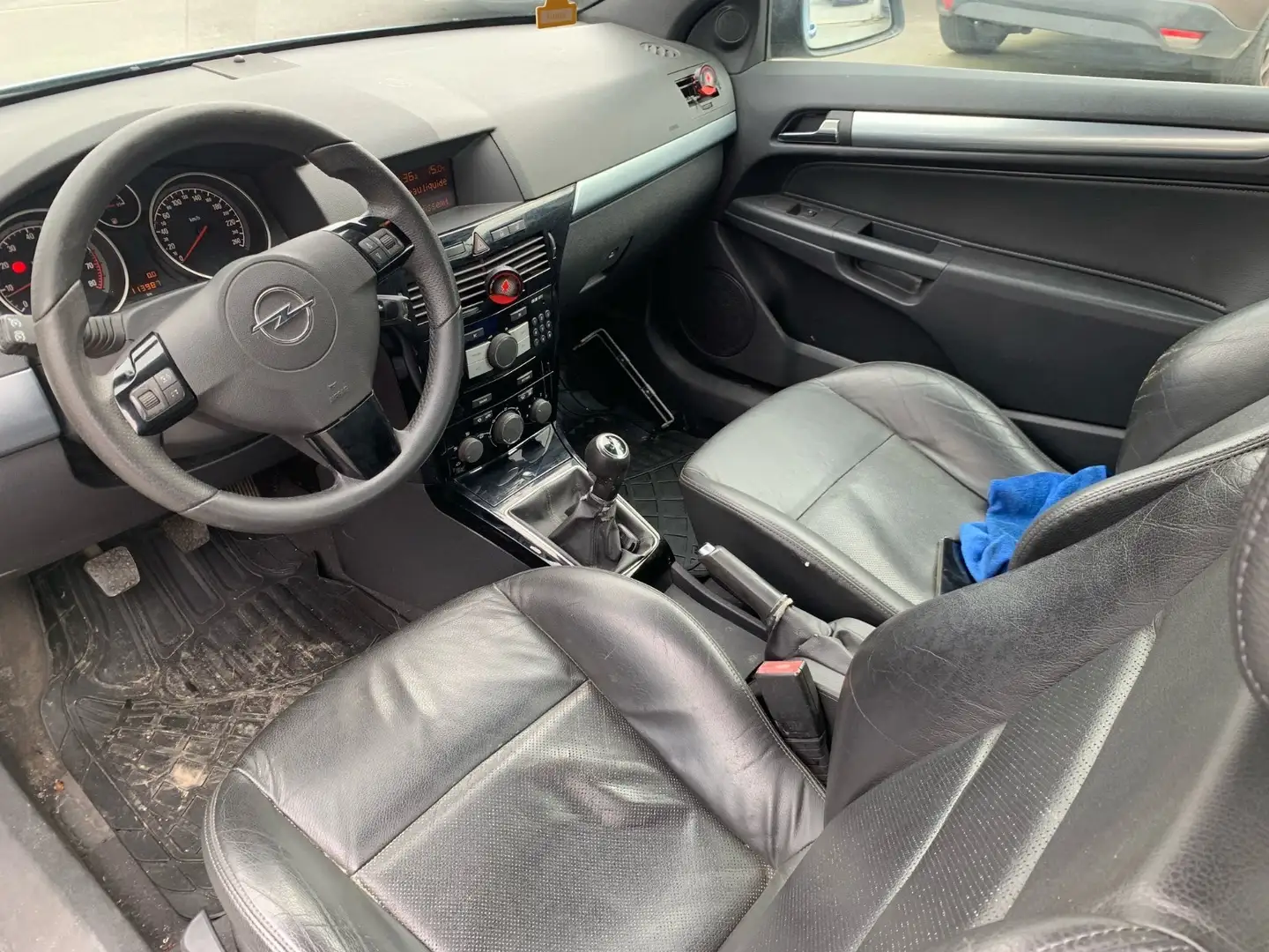 Opel Astra Twin Top 1.6 Edition - 2