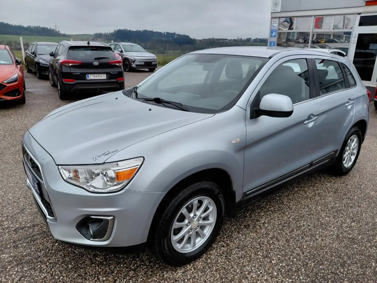 Mitsubishi ASX 1,8 DI-D LP 4WD Invite Silber - 1
