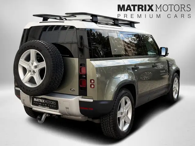 Land Rover Defender view 5