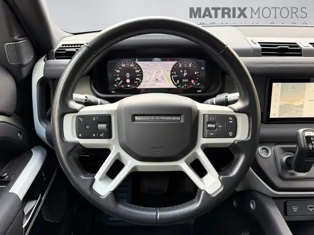 Land Rover Defender view 15