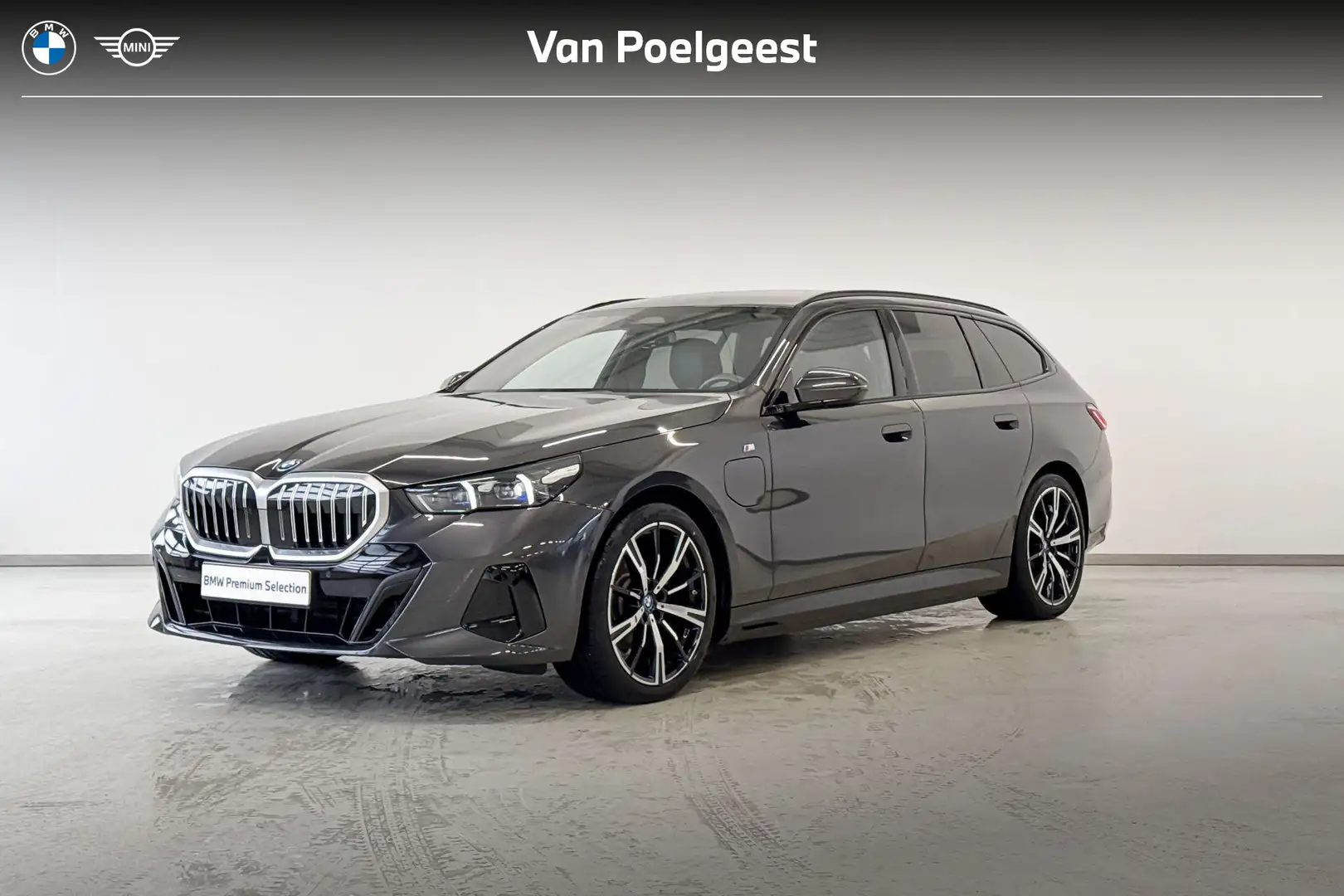 BMW 530 5 Serie Touring 530e M Sport Edition M Sportpakket Grijs - 1