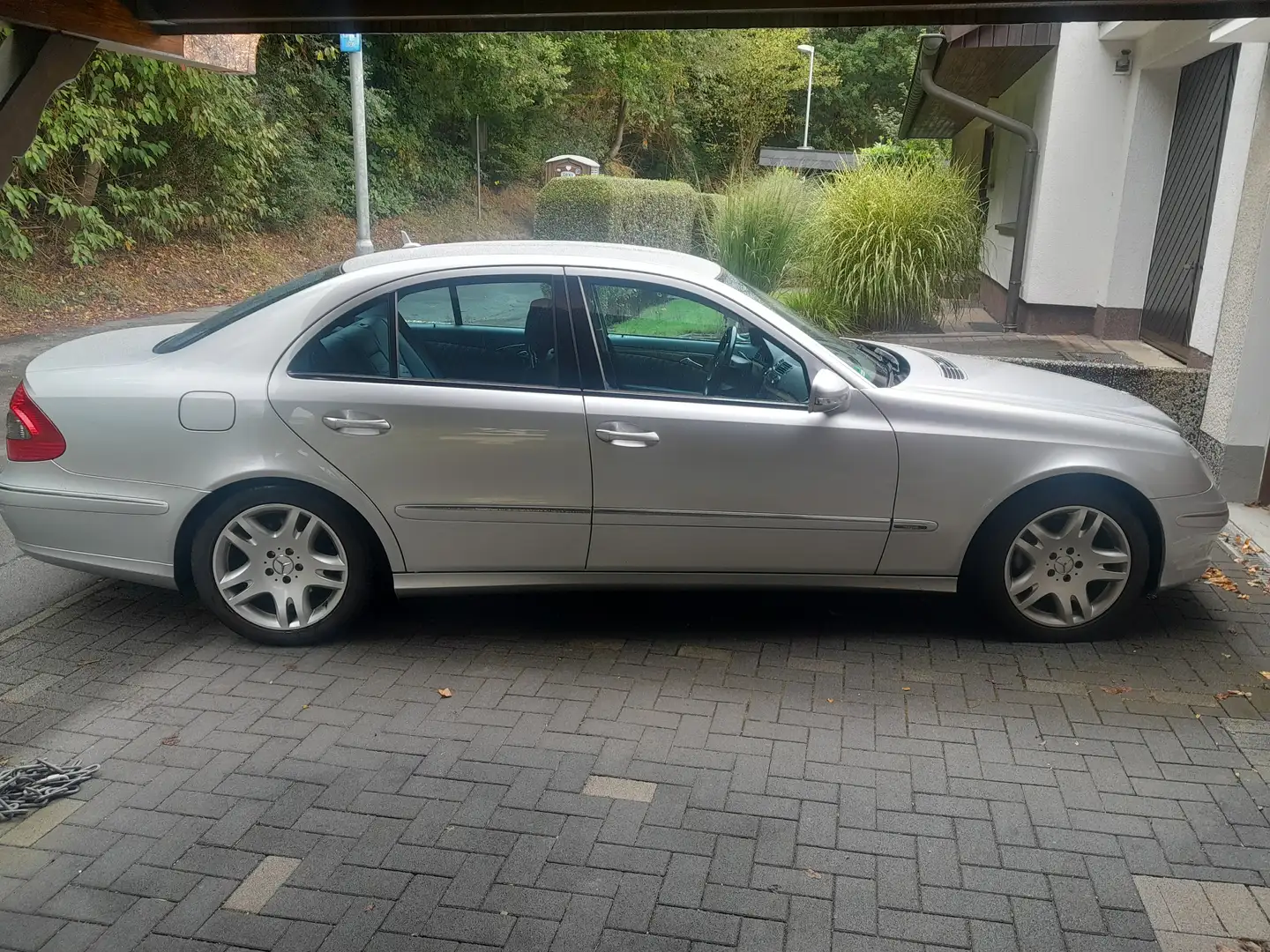 Mercedes-Benz E 320 E 320 CDI 7G-TRONIC Avantgarde BusinessEDITION - 1