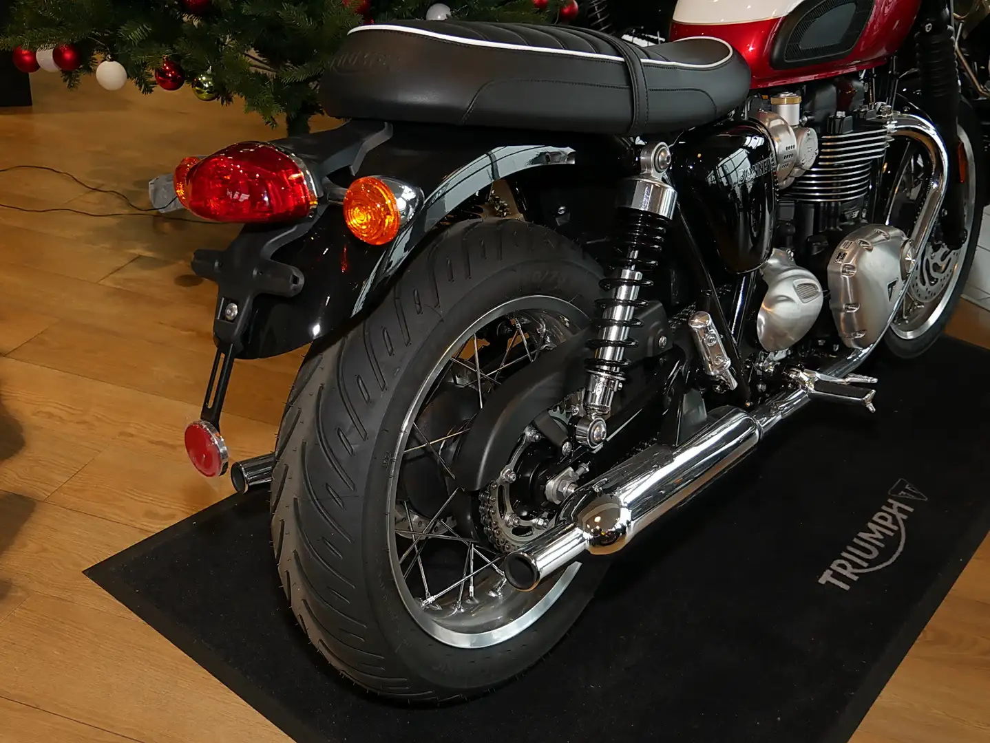 Triumph Bonneville T120 sofort verfügbar Roşu - 2