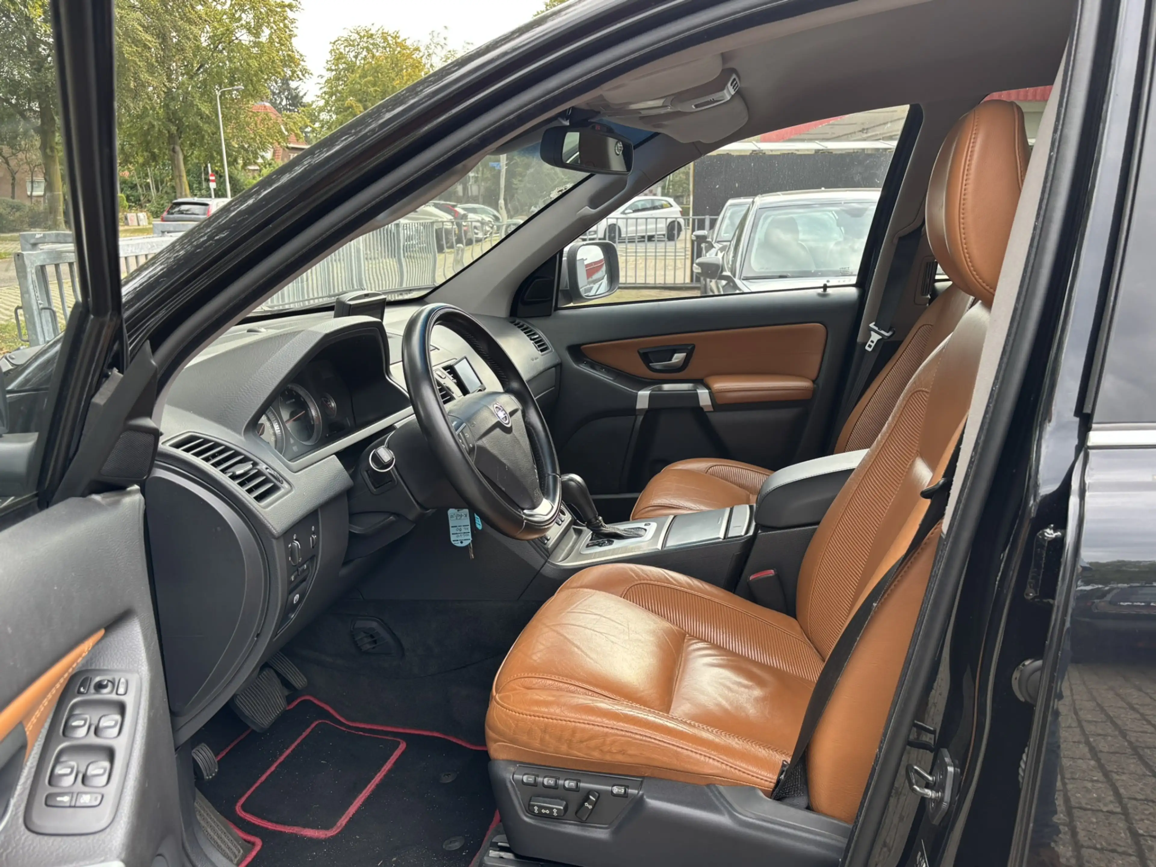 Volvo XC90 4.4 V8 AWD Executive INSCRIPTION Model 07 BTW voor — photo 4