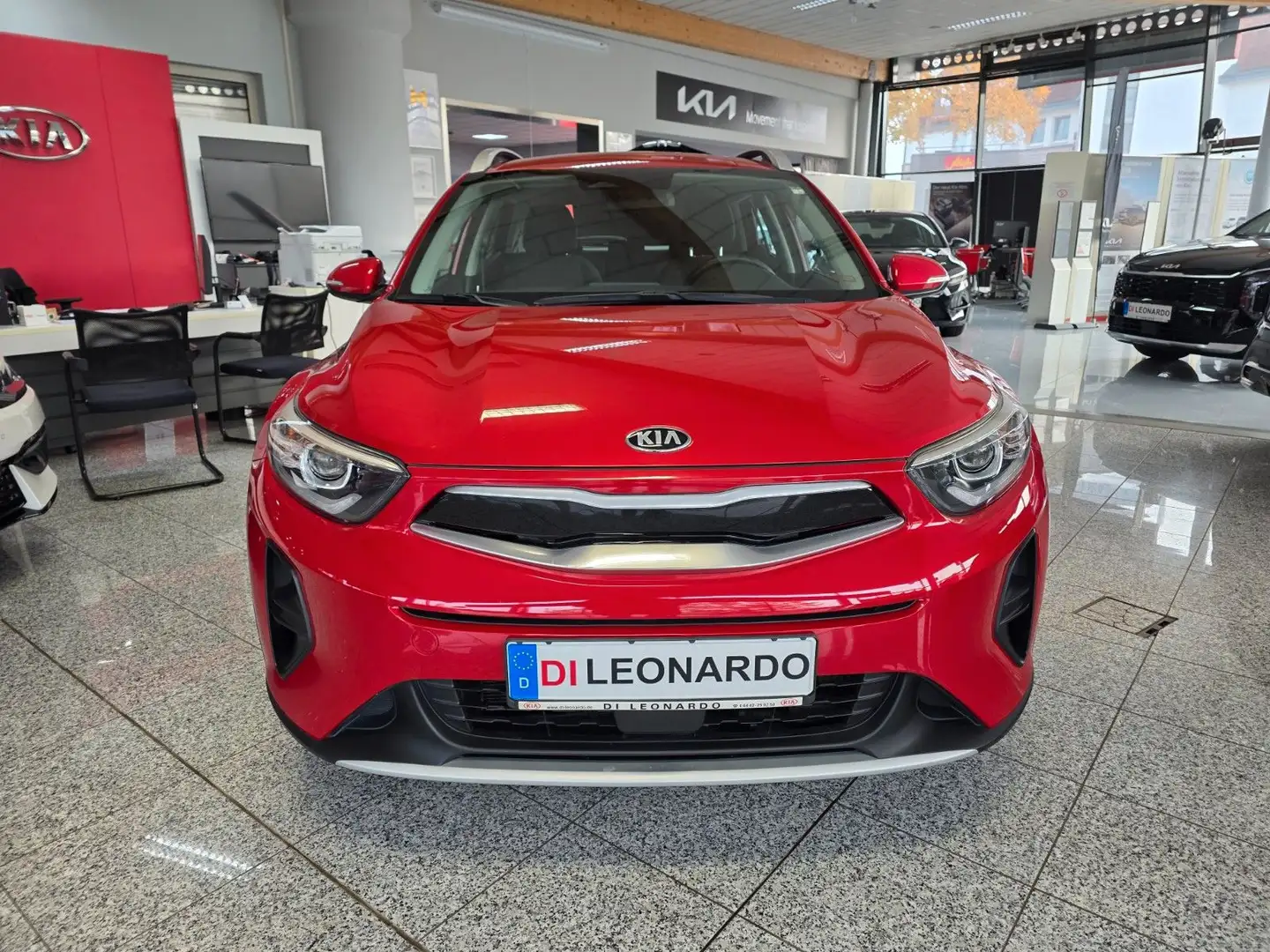 Kia Stonic Vision Automatik 1. Hand Navi Kamera Rot - 2