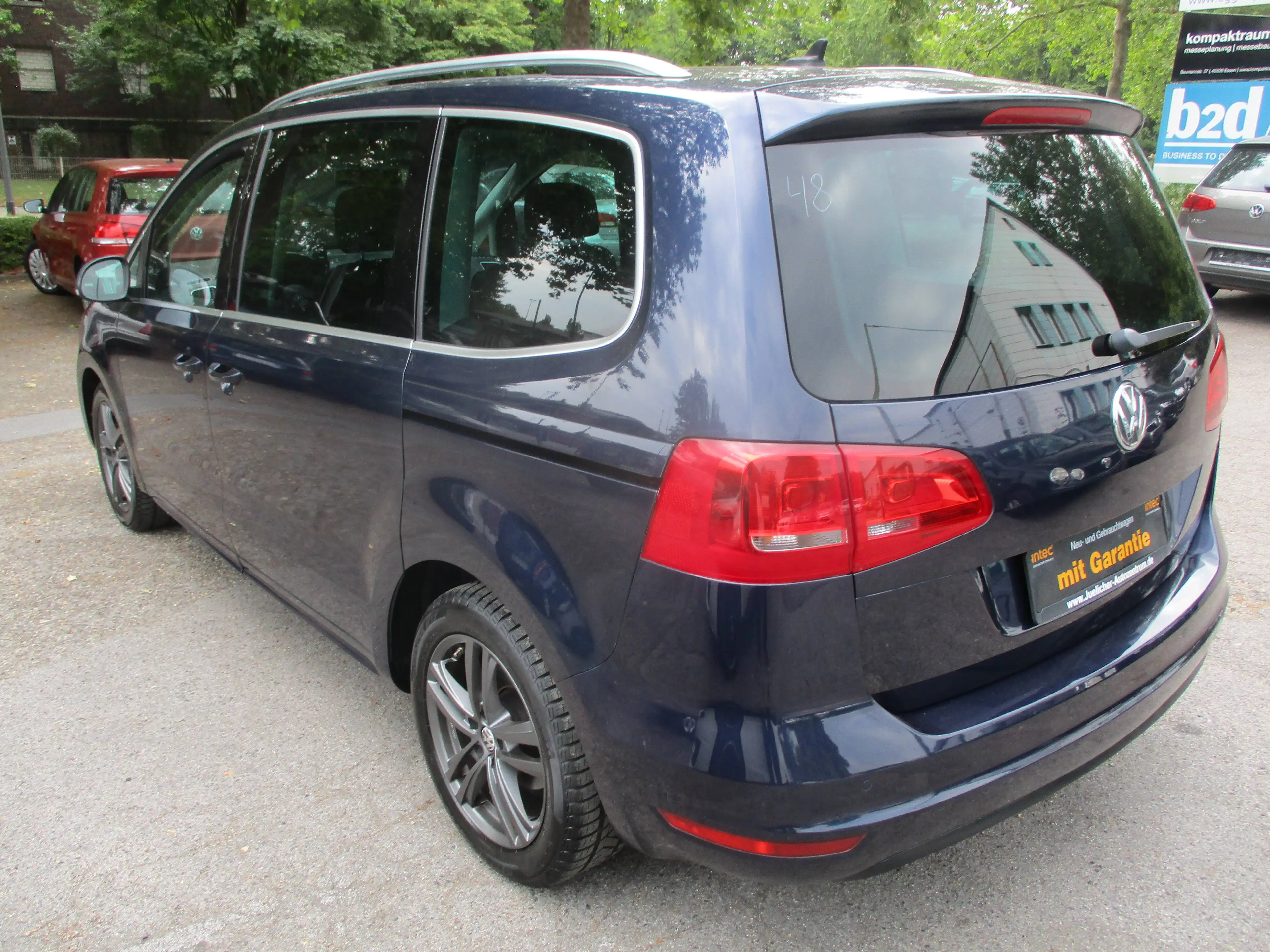 Volkswagen Sharan Highline BMT — photo 4