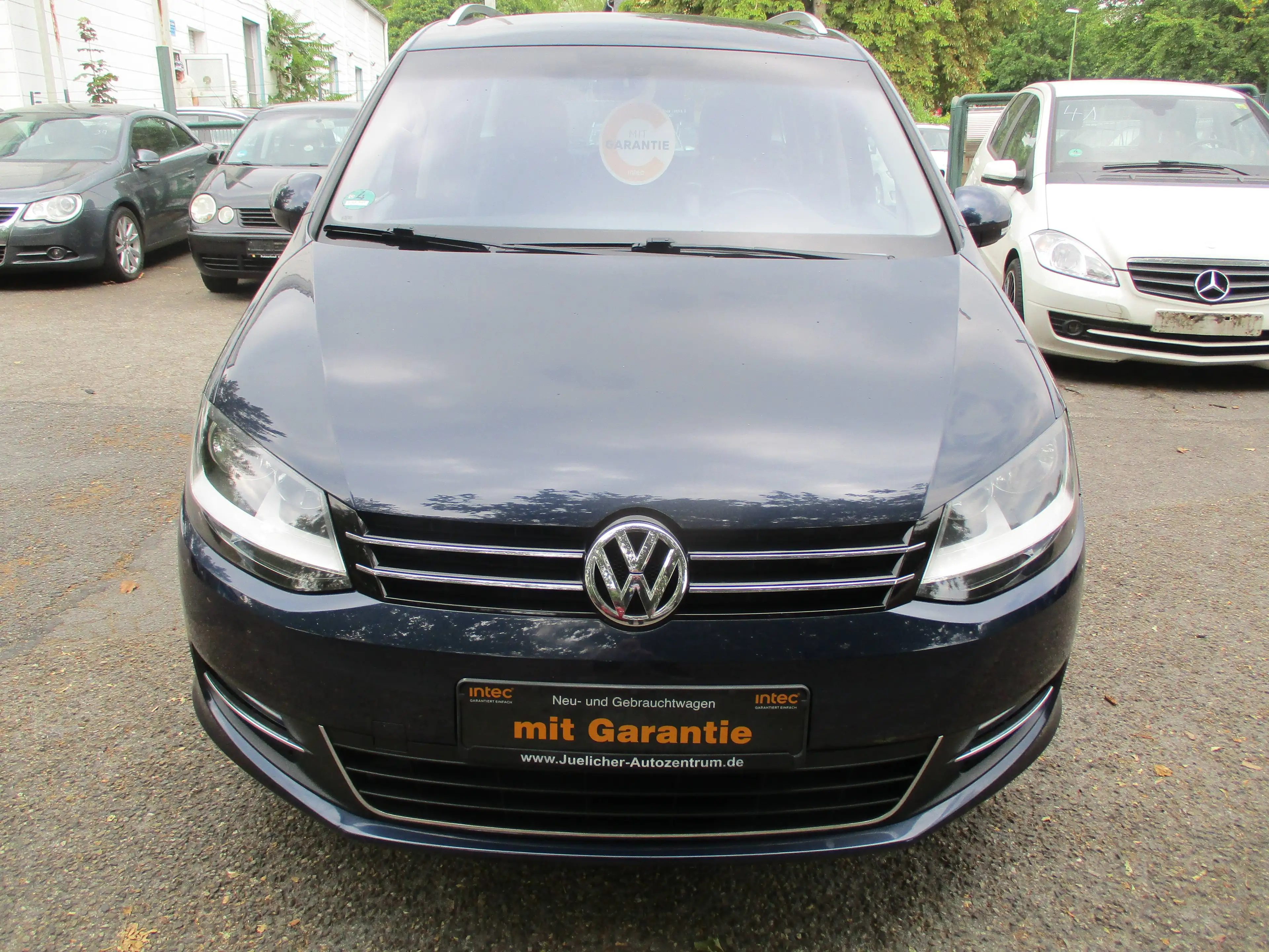 Volkswagen Sharan Highline BMT — photo 2
