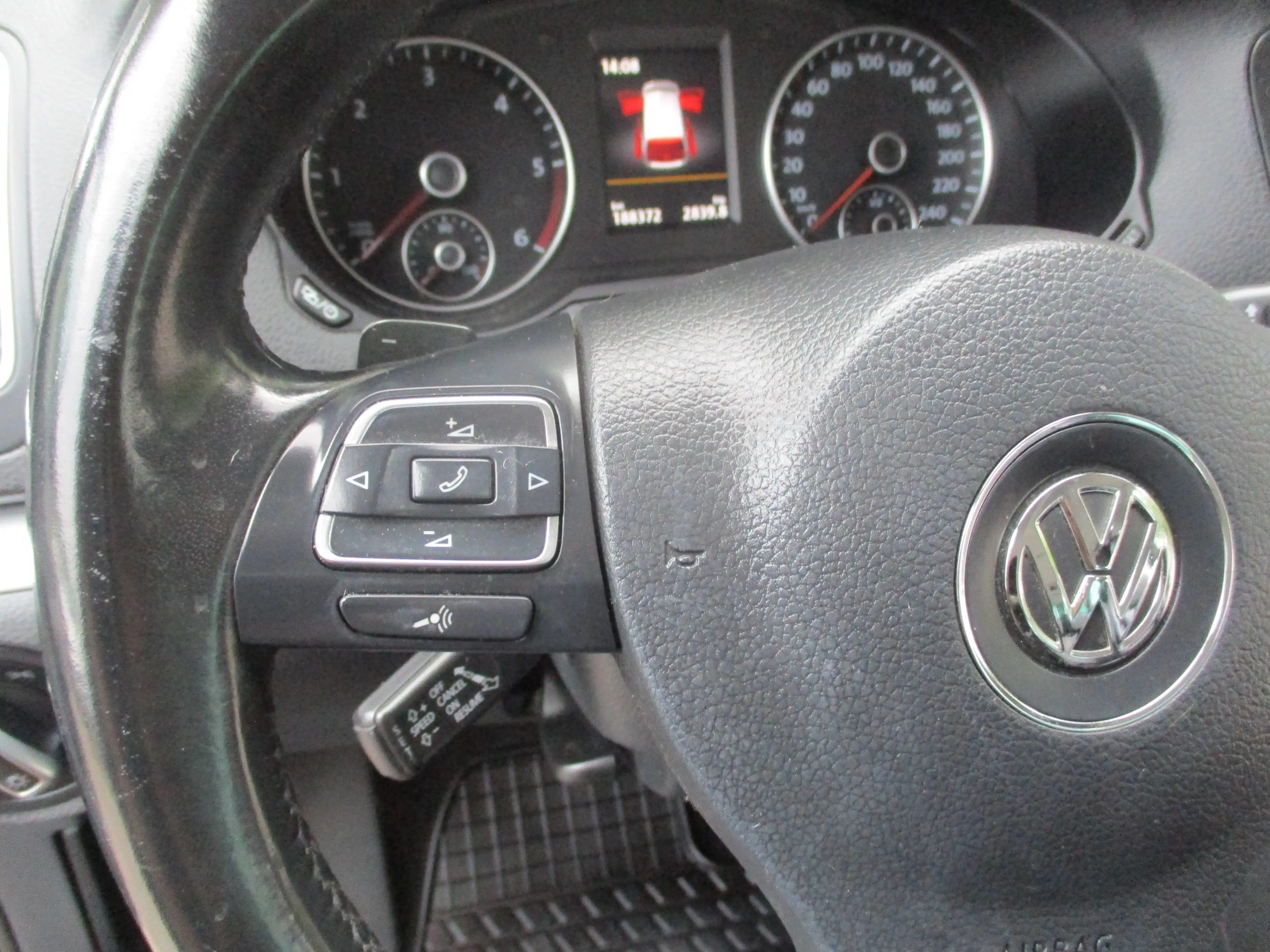 Volkswagen Sharan Highline BMT — photo 14
