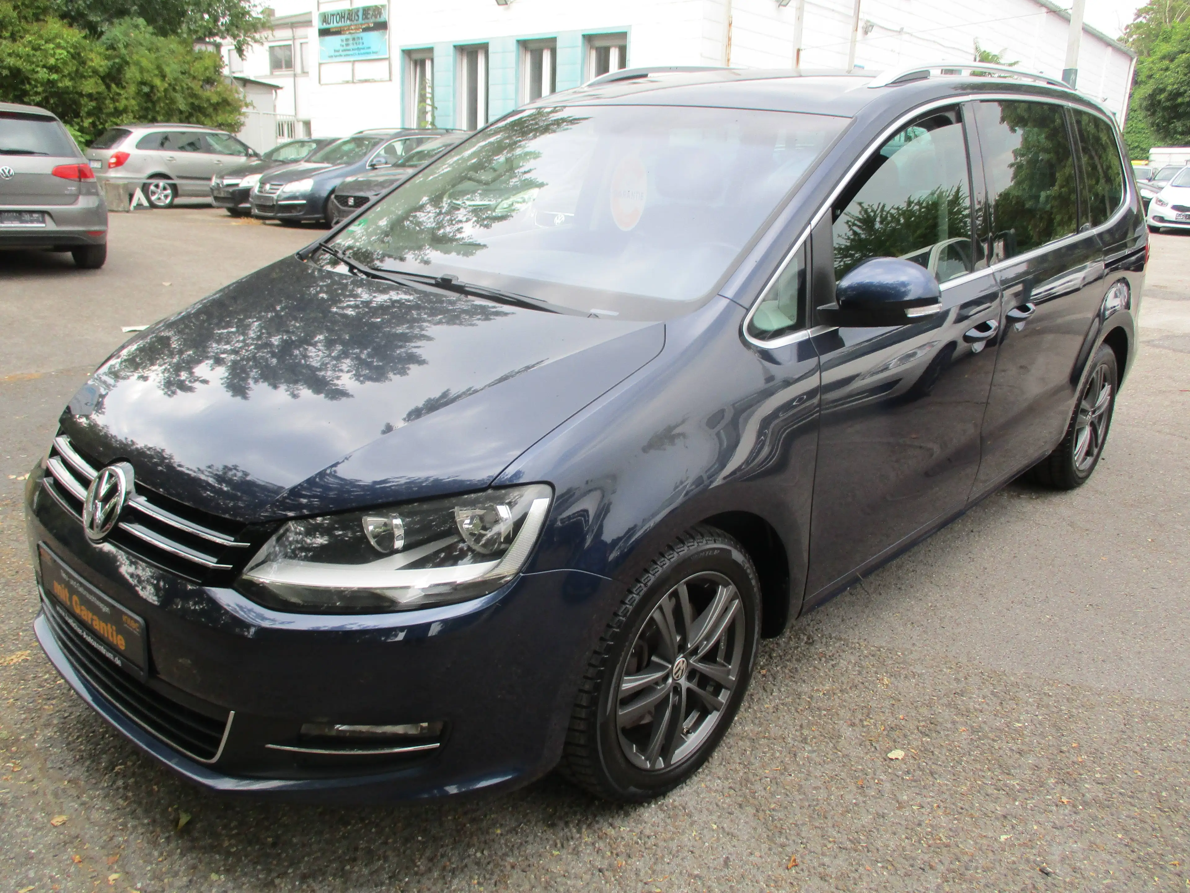 Volkswagen Sharan Highline BMT — photo 3