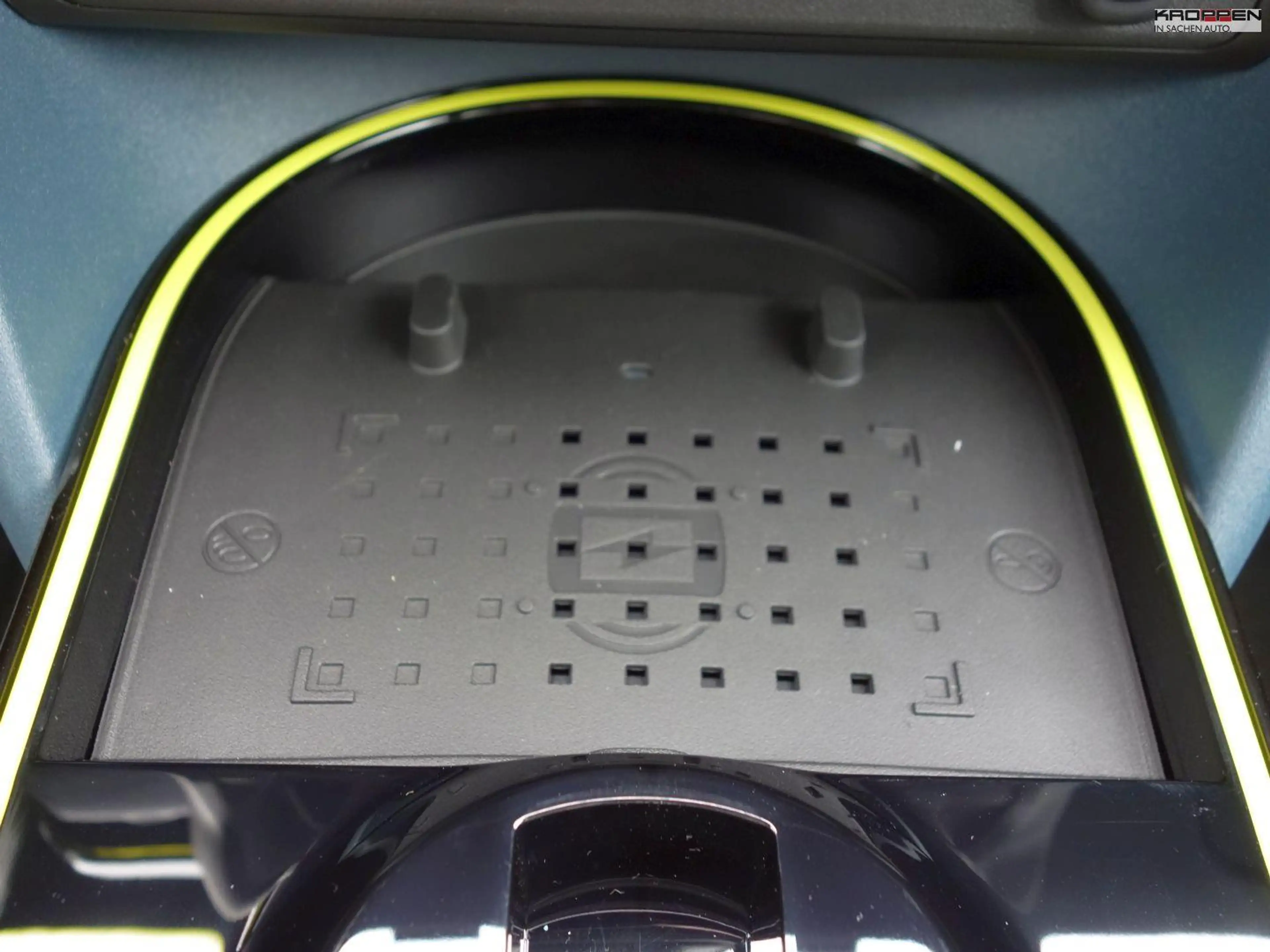 Fiat Grande Panda Hybrid La Prima inkl. Winterpaket — photo 14