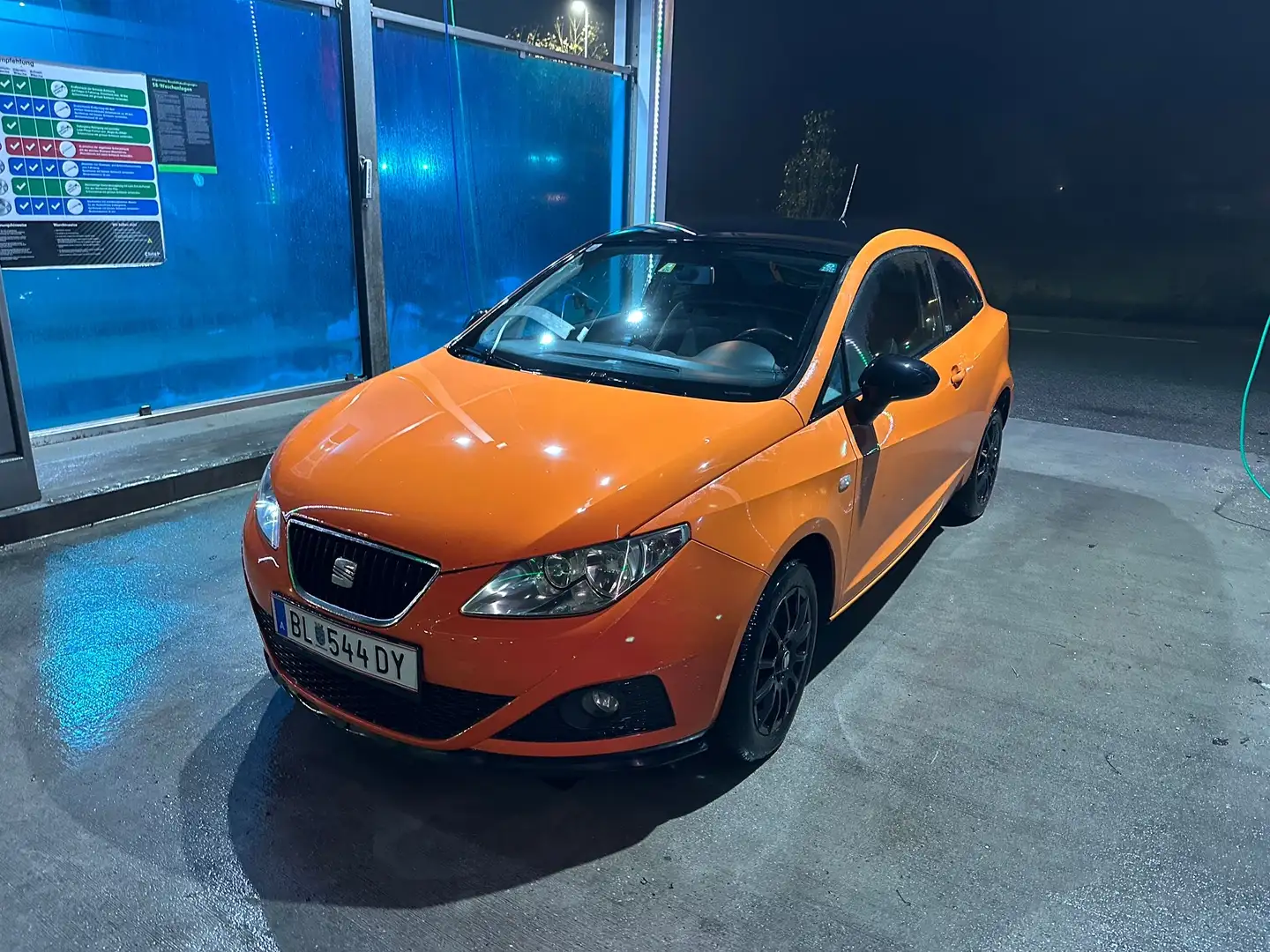 SEAT Ibiza SportCoupé Sport 1,4 Orange - 2