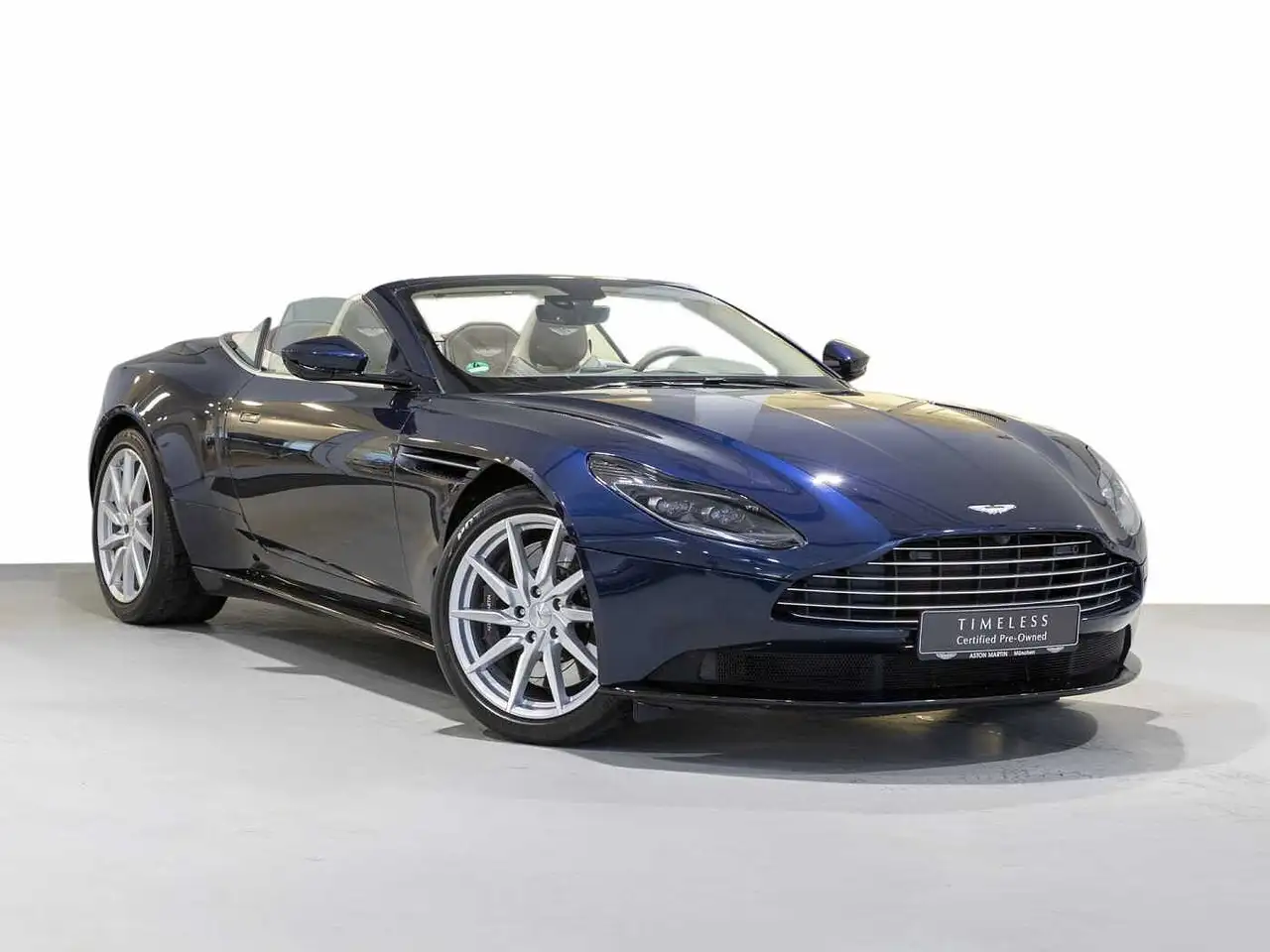 Aston Martin DB11