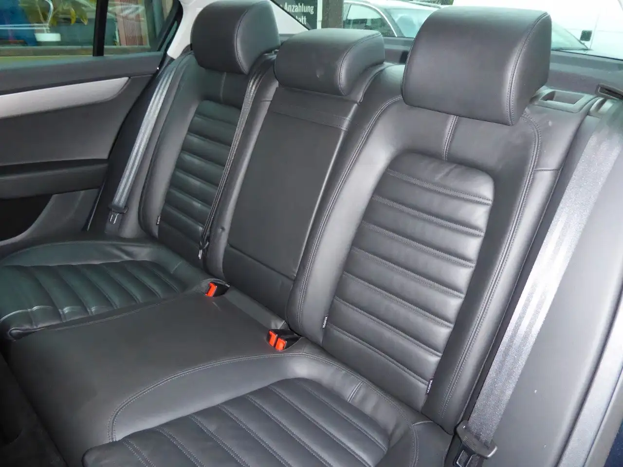 VOLKSWAGEN PASSAT HIGHLINE - 180ch - SELLERIE CUIR