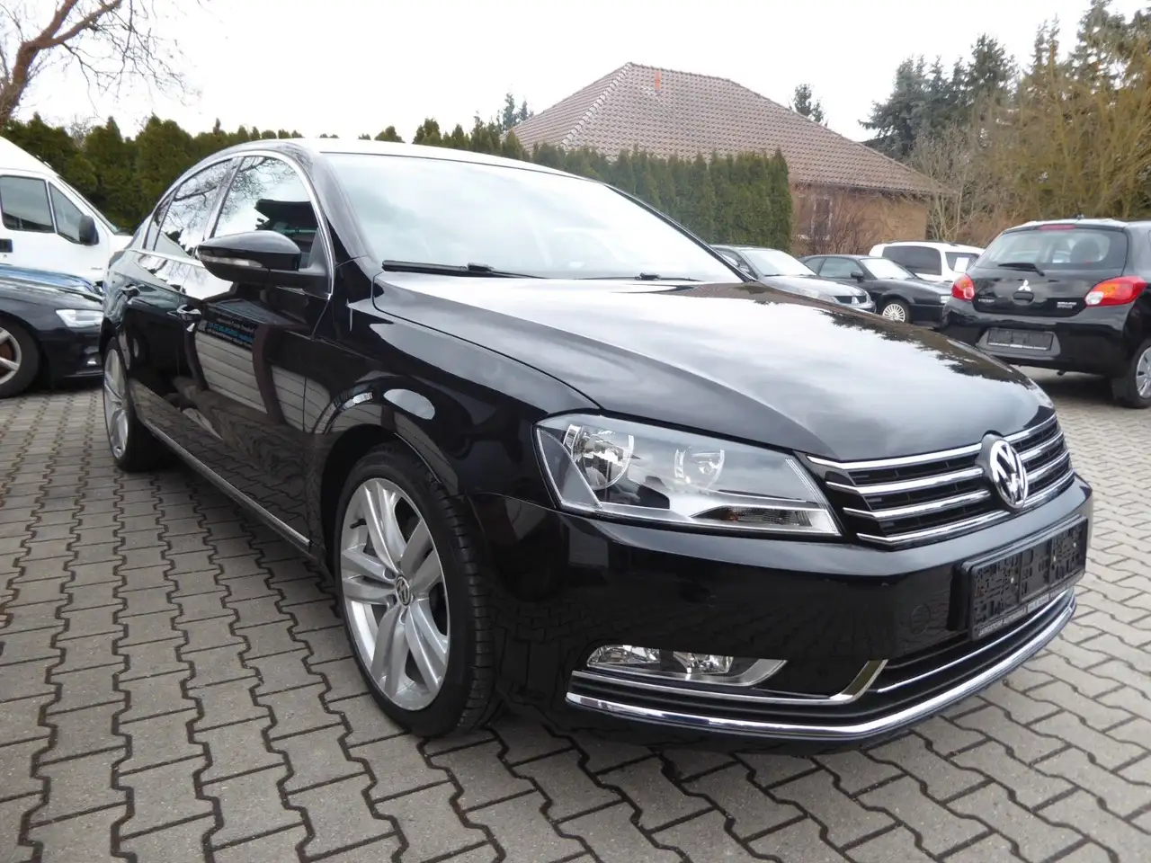 VOLKSWAGEN PASSAT HIGHLINE - 180ch - SELLERIE CUIR