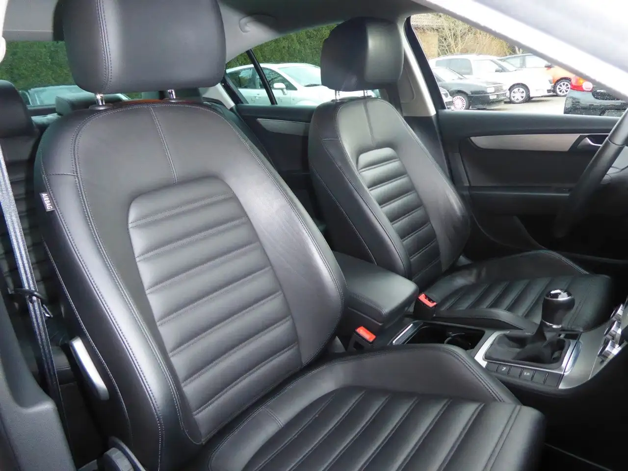 VOLKSWAGEN PASSAT HIGHLINE - 180ch - SELLERIE CUIR