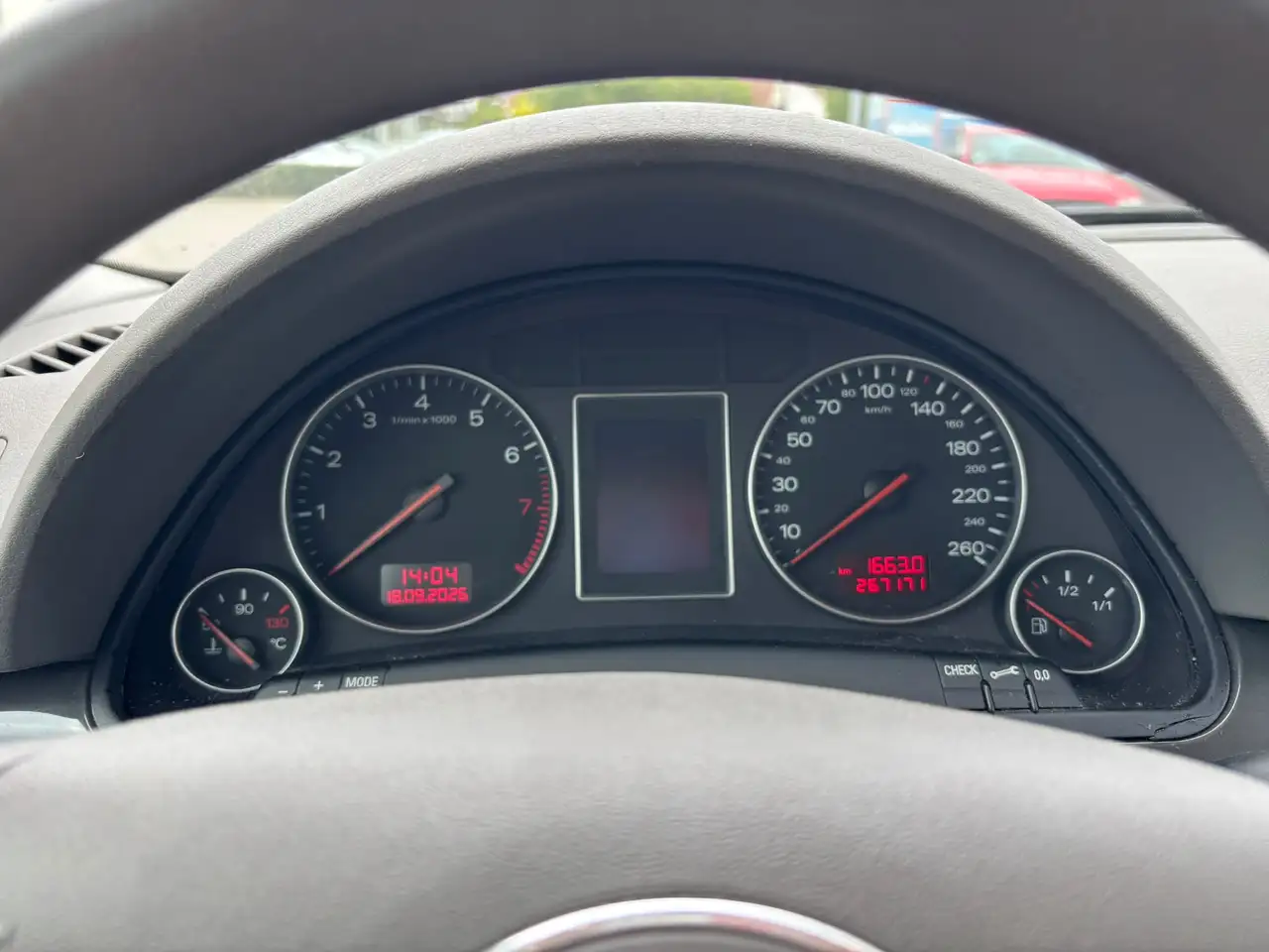 Audi A4 2.0, foto 11