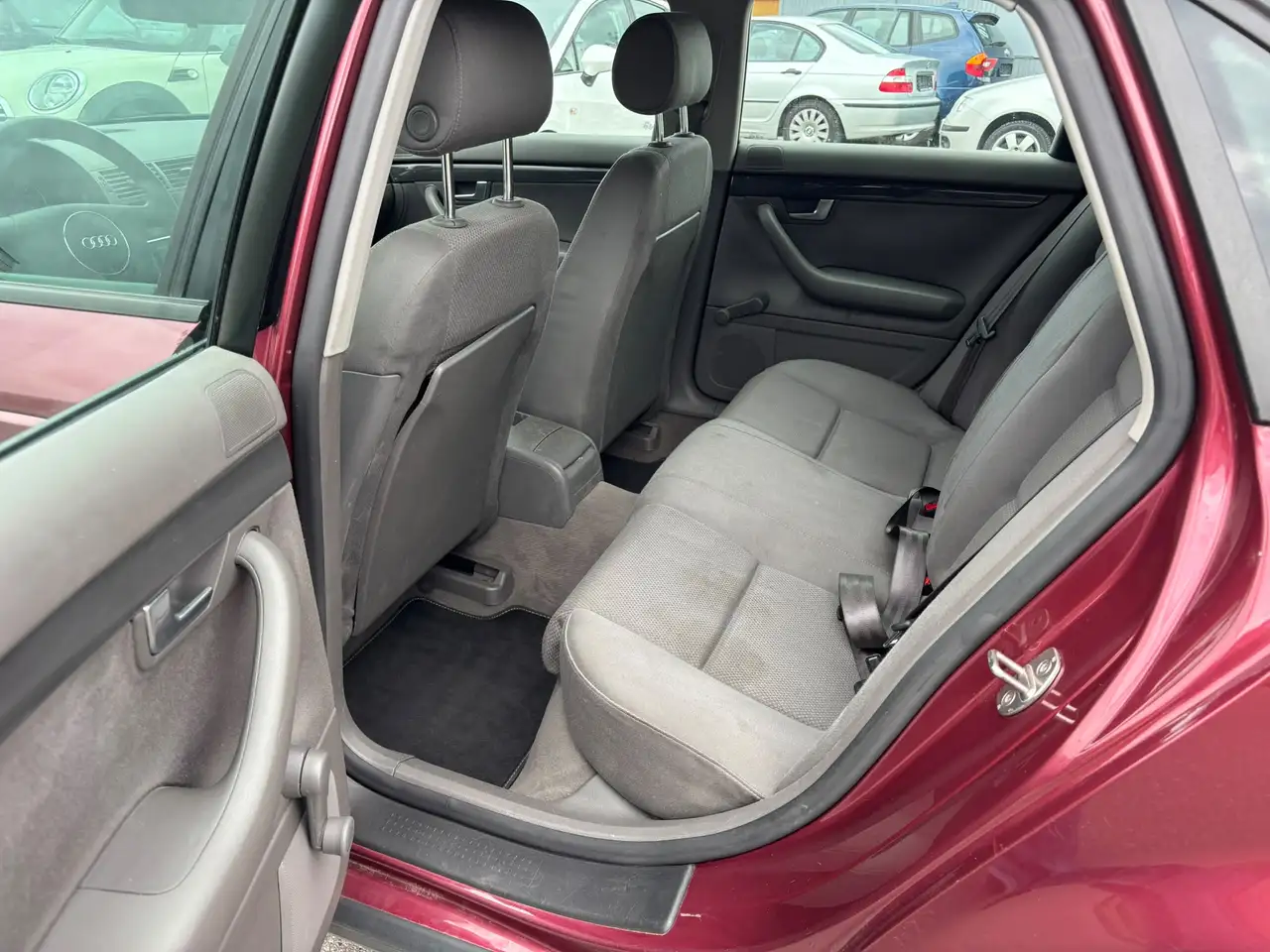 Audi A4 2.0, foto 12