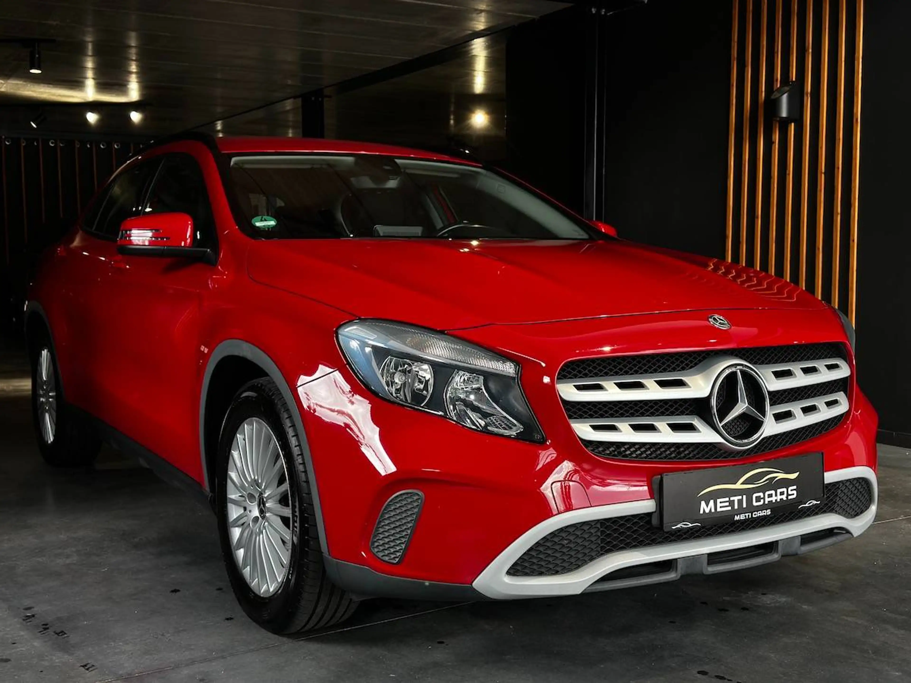 Mercedes-Benz GLA 180 Camera | Cruise | Sensoren | BT | Radio | ... — photo 7