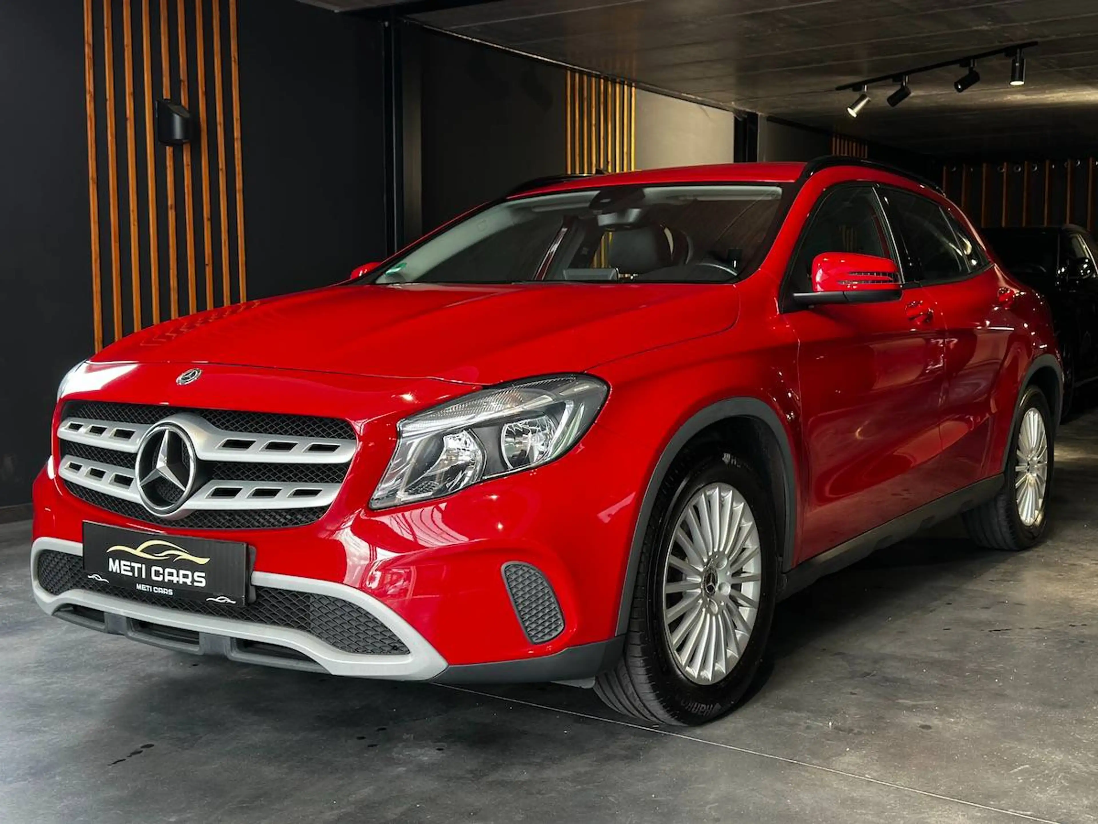 Mercedes-Benz GLA 180 Camera | Cruise | Sensoren | BT | Radio | ... — photo 5