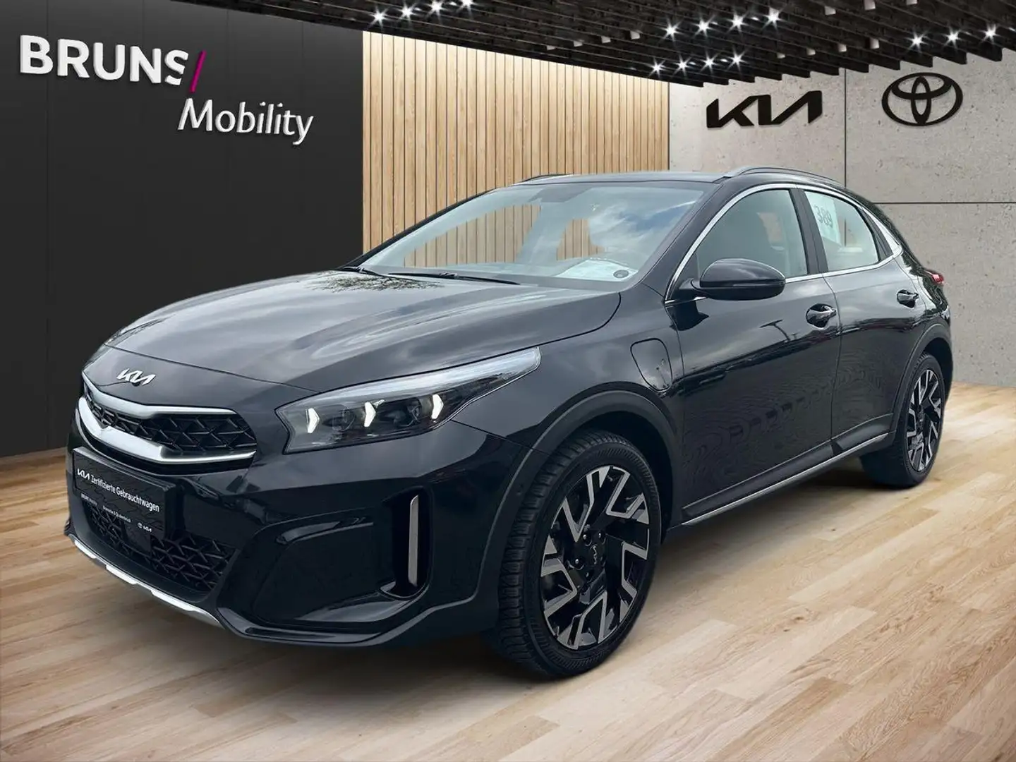 Kia XCeed Spirit Plug-in Hybrid Automatik Schwarz - 2