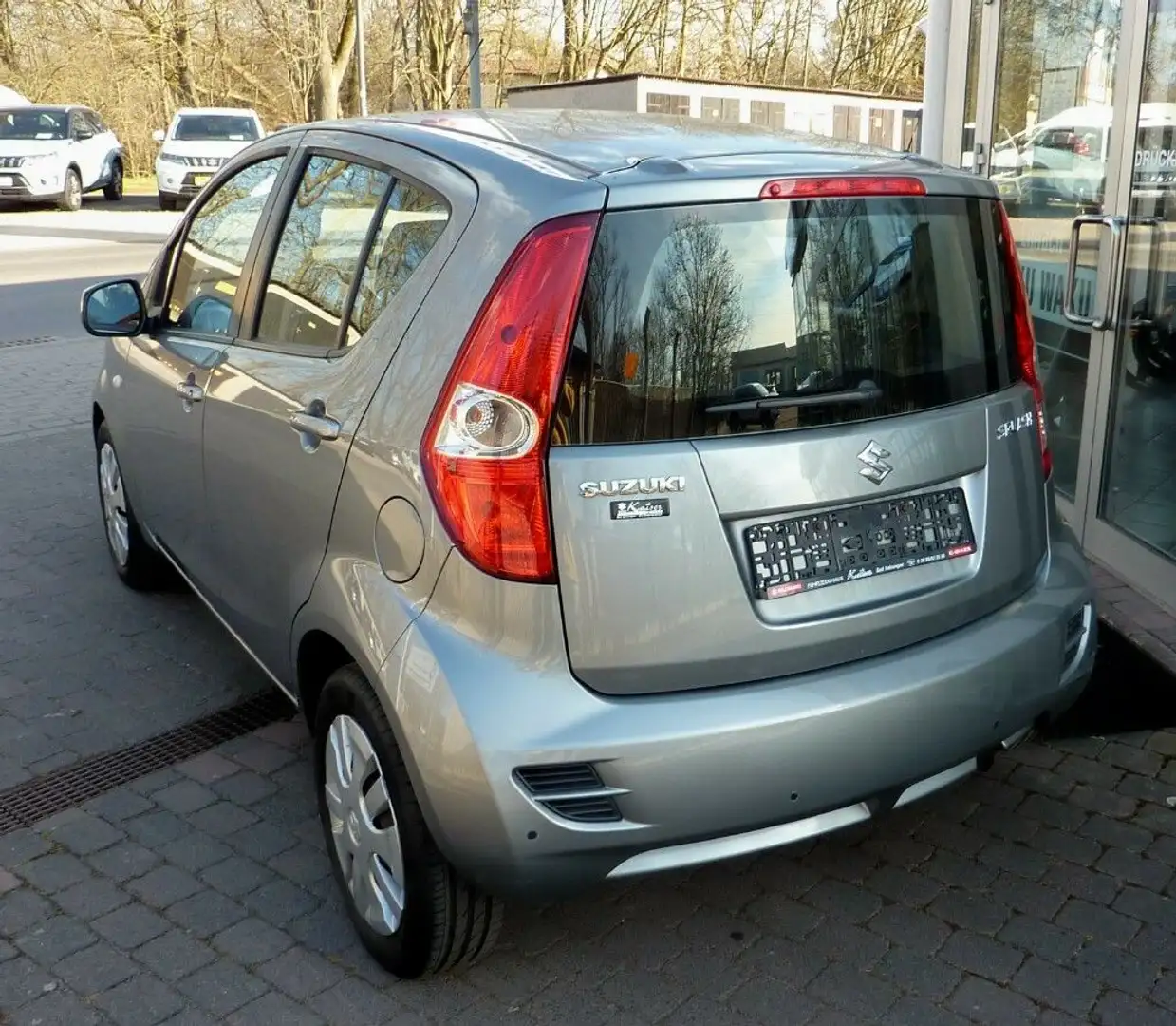 Suzuki Splash Club wenig KM! Im Kundenauftrag Grau - 2