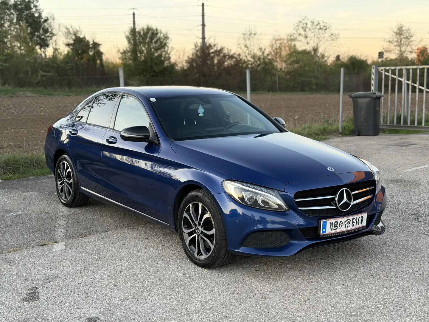 Mercedes-Benz C 200 d Blau - 2