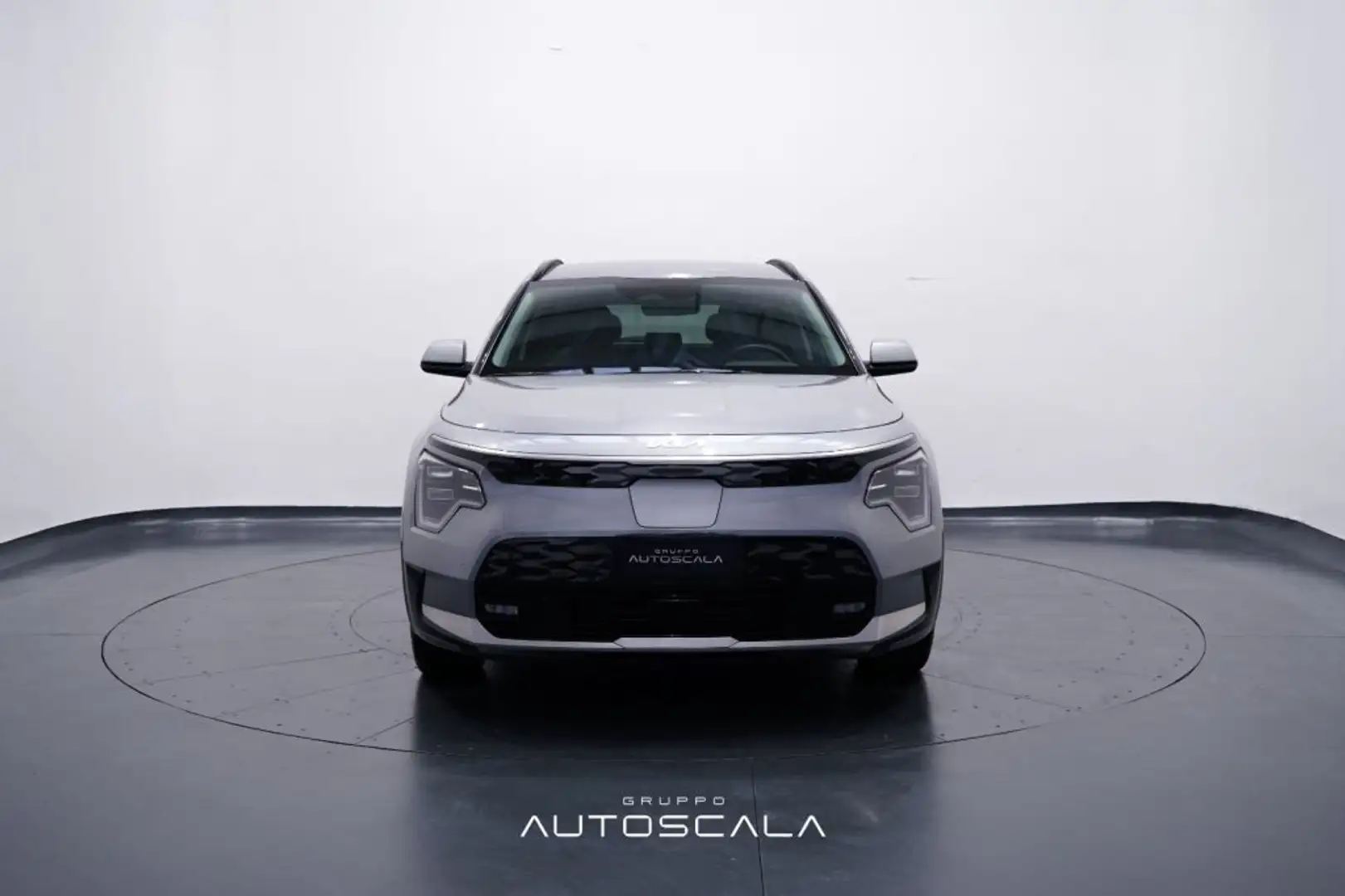 Kia e-Niro 64,8 kWh 204cv Evolution Gris - 2