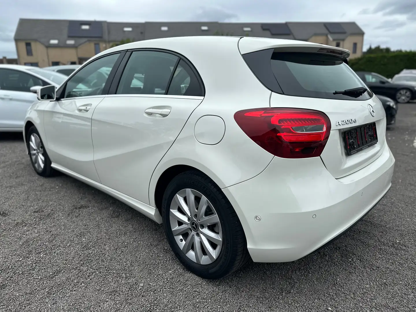 Mercedes-Benz A 200 A 200 d Blanc - 2
