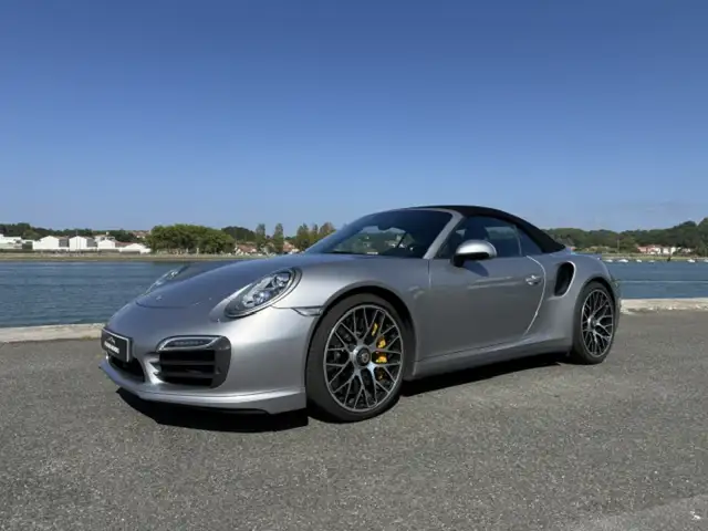 Porsche 911 Cabriolet 3.8i Turbo S 560 PDK A
