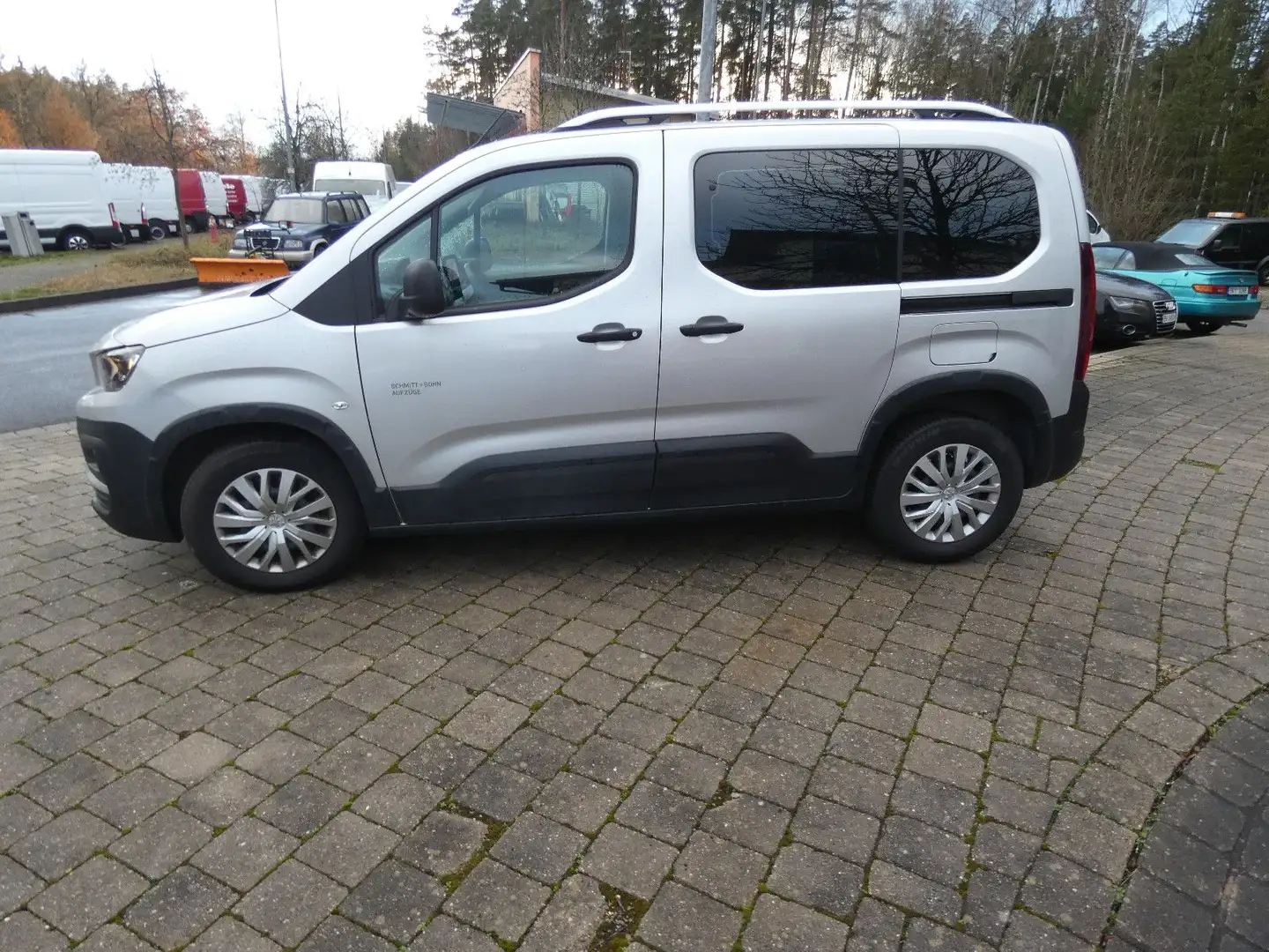 Peugeot Rifter Allure Pack L1 Grau - 1