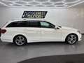 Mercedes-Benz E 200 CGI T-Model BlueEfficiency*LED*leder*AHK Weiß - thumbnail 2