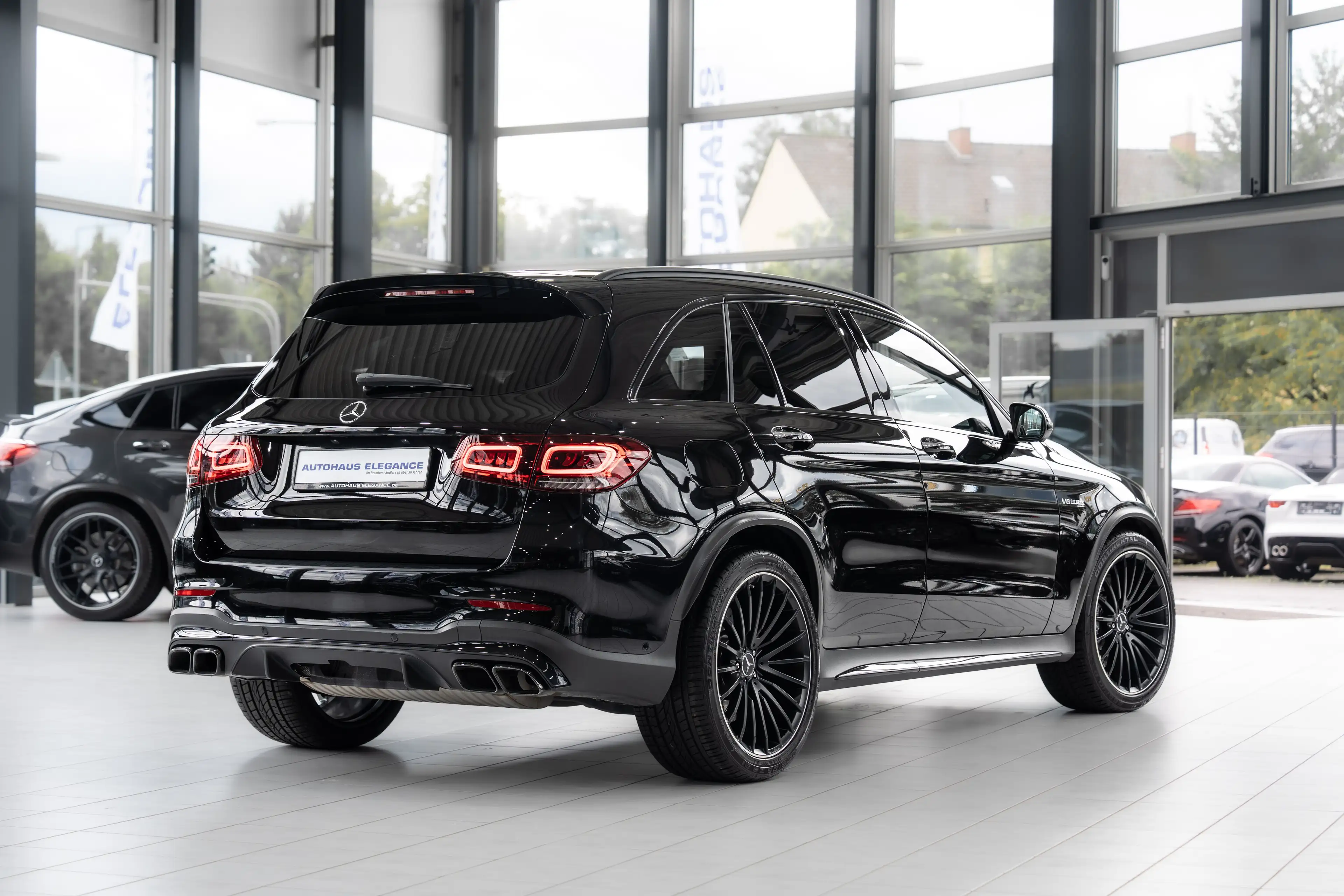 Mercedes-Benz GLC 63 AMG 4Matic*DRIVERS-PACKAGE*NIGHT*BURM*LUFT*PANO* — photo 4