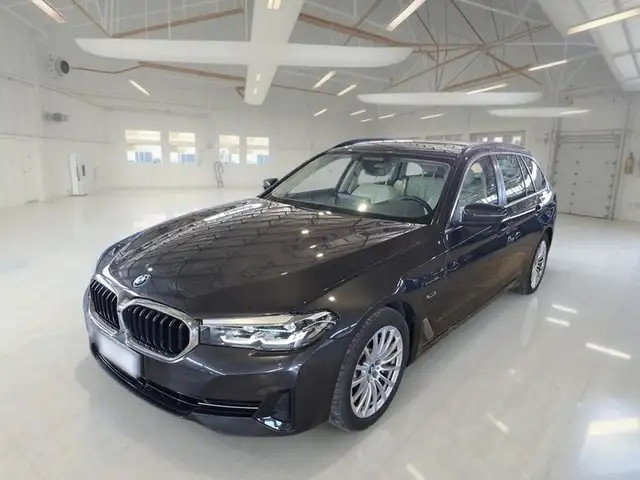 BMW 530 530E BUSINESS AUTO TOURING STATION WAGON